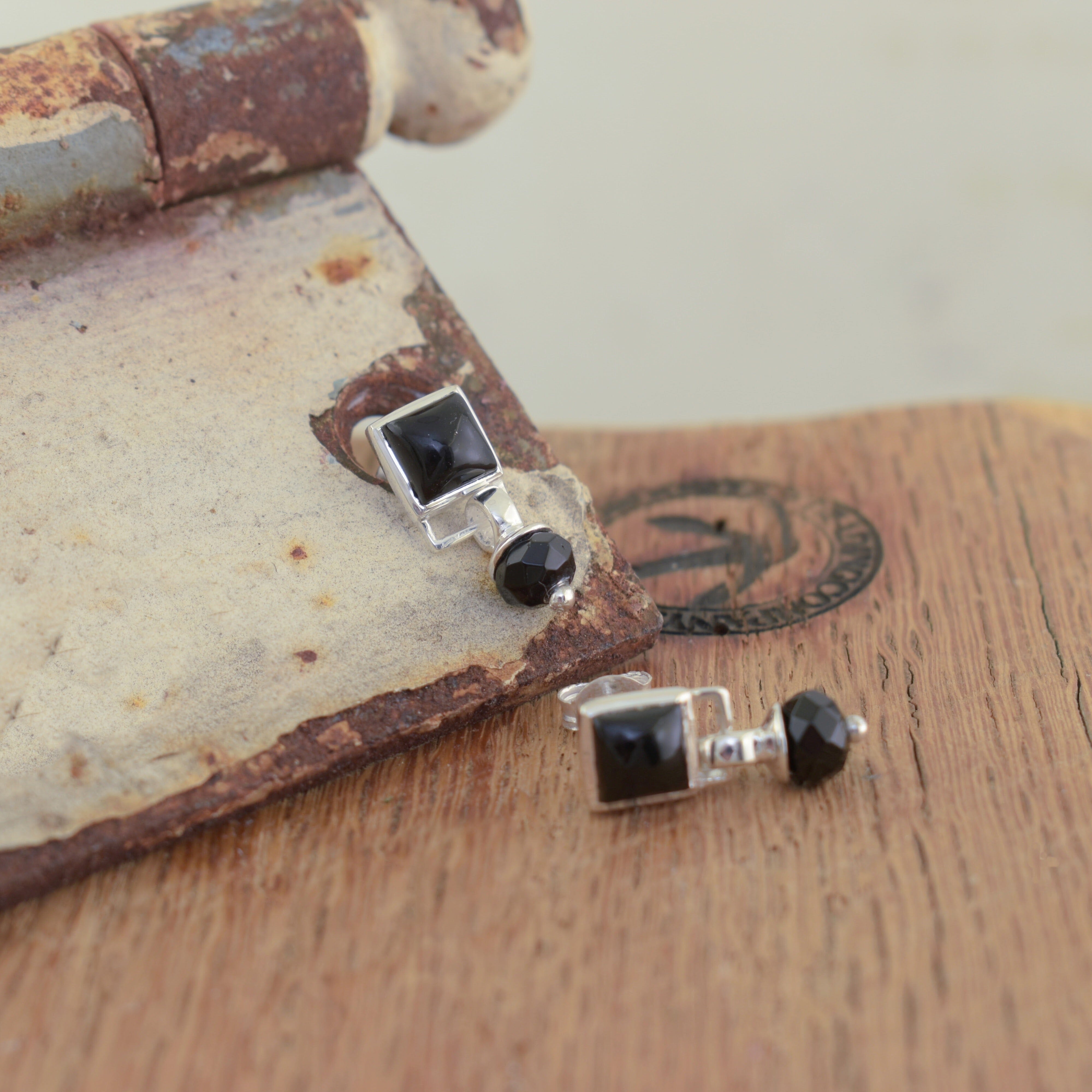 onyx post dangle earrings