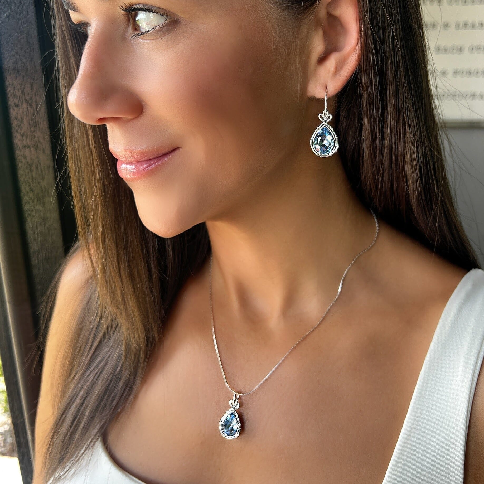 matching Sassy Splash necklace and earrings