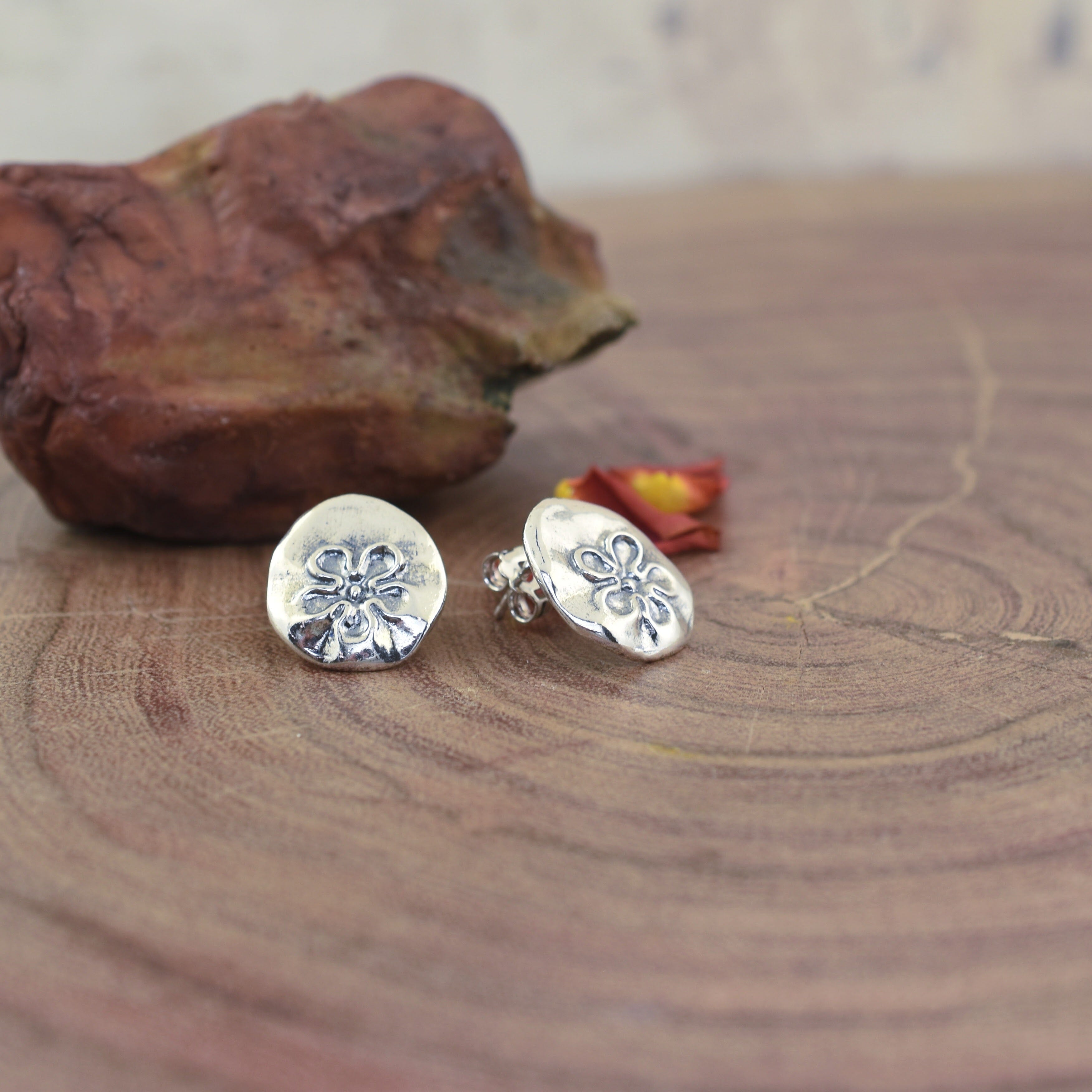 .925 sterling silver flower earrings