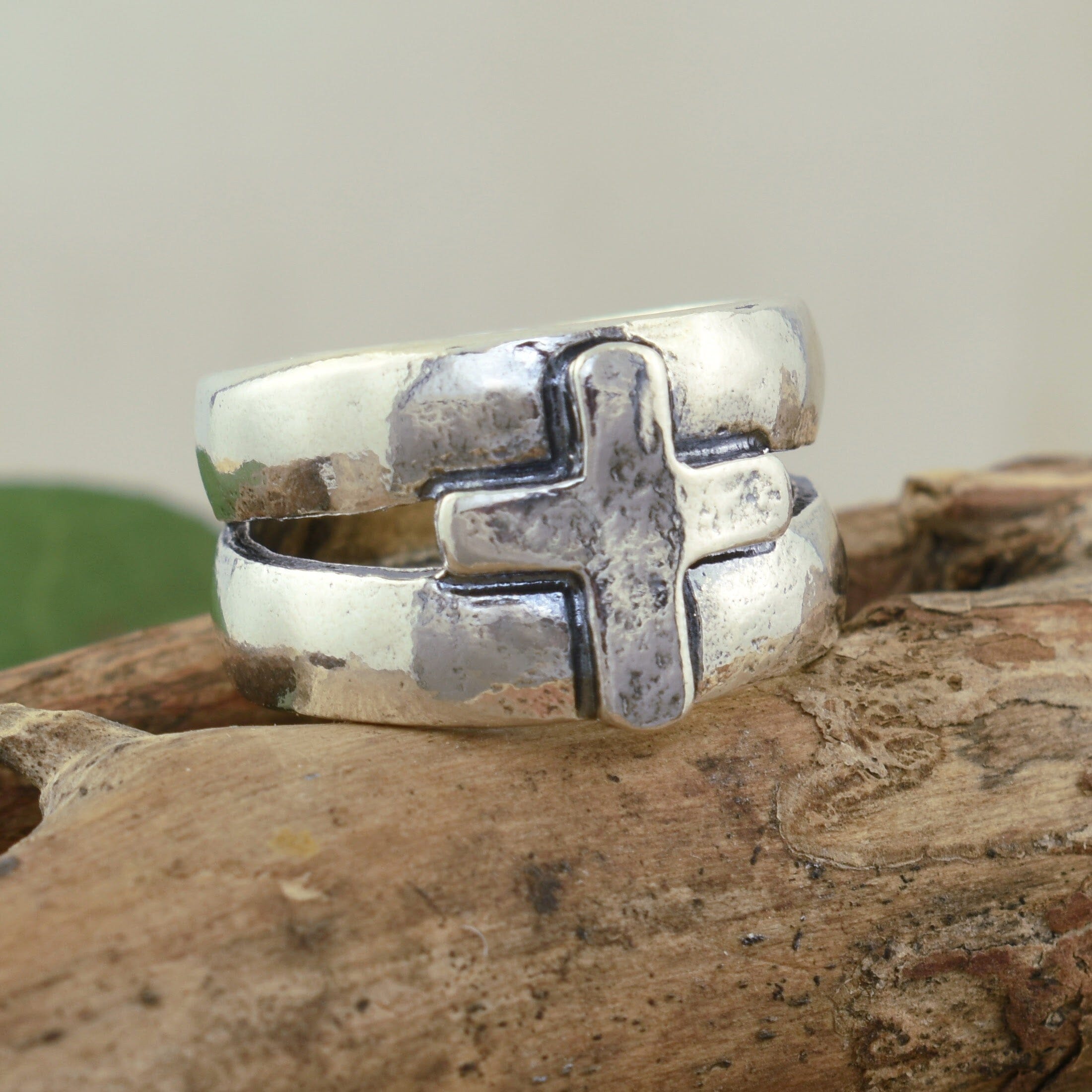 chunky sterling silver cross ring