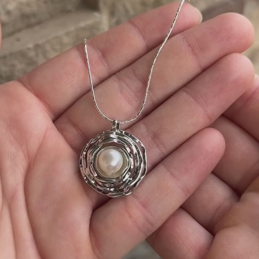Ella Necklace