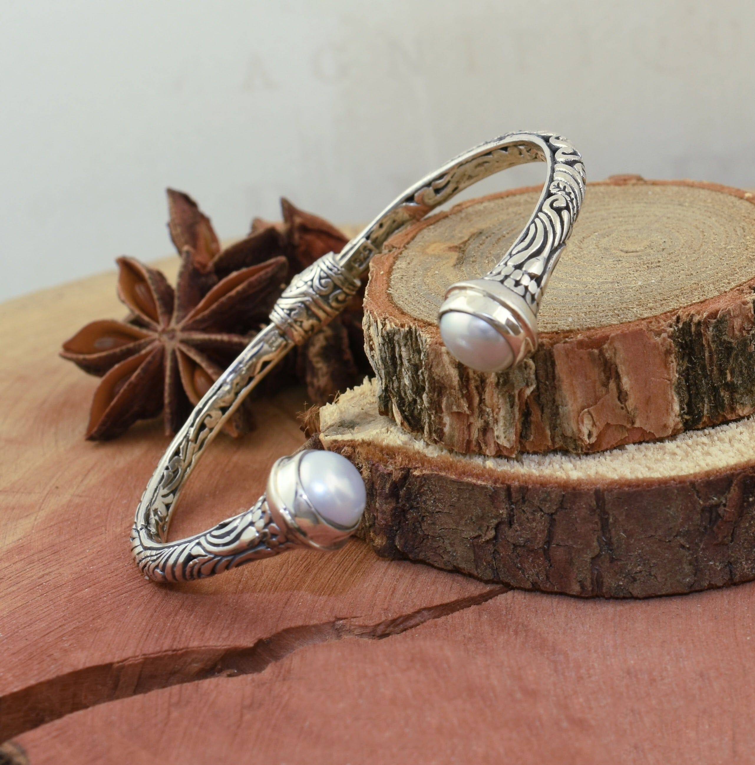 Bali-detailed cuff bracelet with freshwater pearls