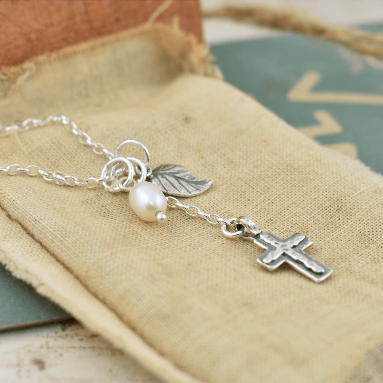 sterling silver cross necklace