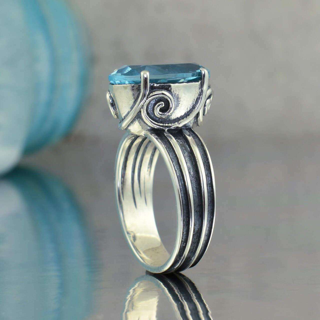 Bahama Breeze Ring in sterling silver
