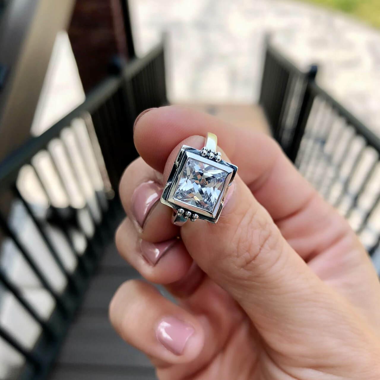 Square shaped sterling silver ring