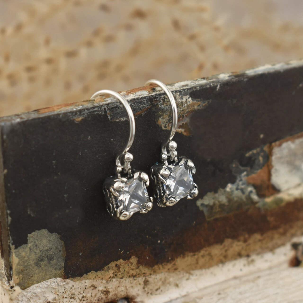 Town Square Earrings - Inspiranza Designs