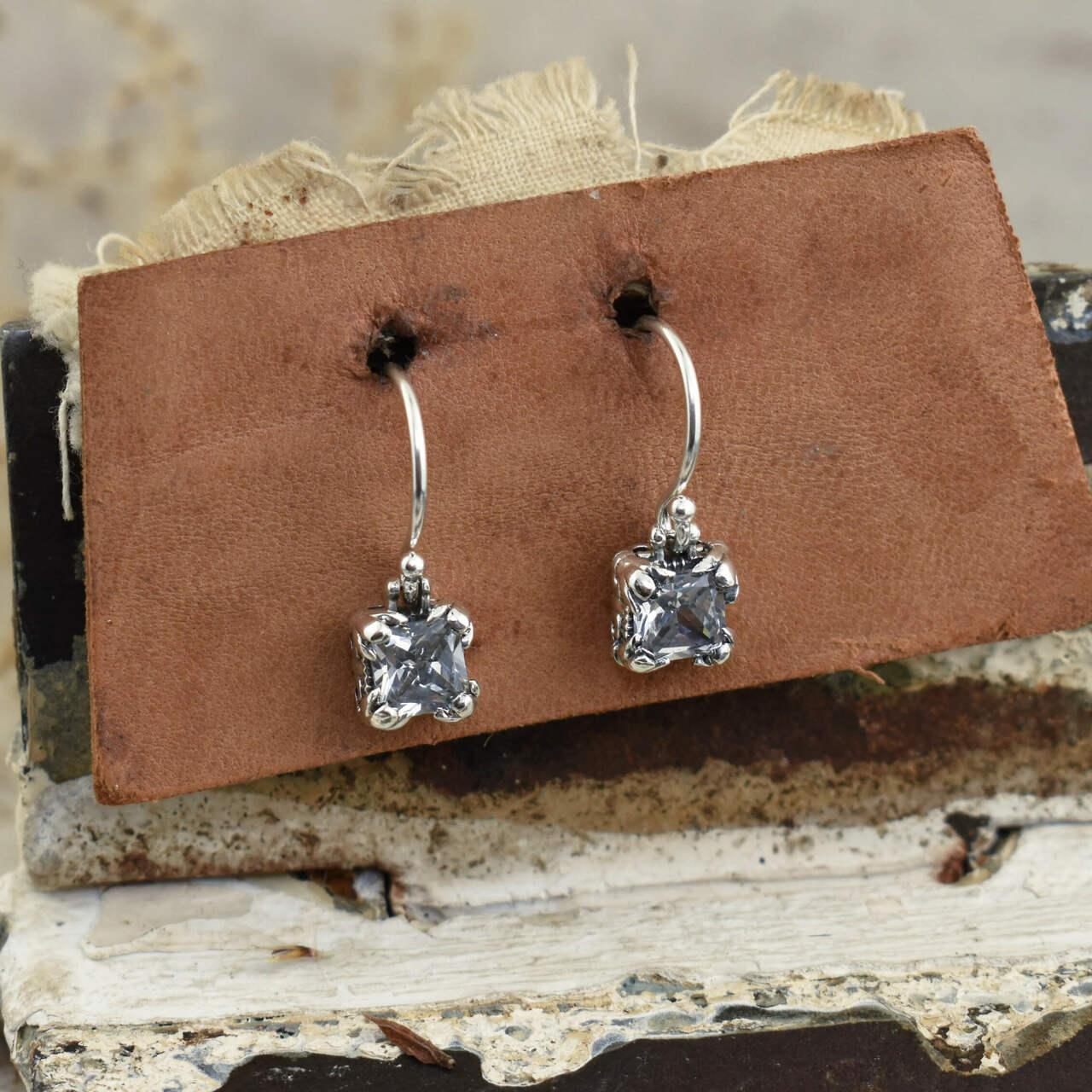 Town Square Earrings - Inspiranza Designs