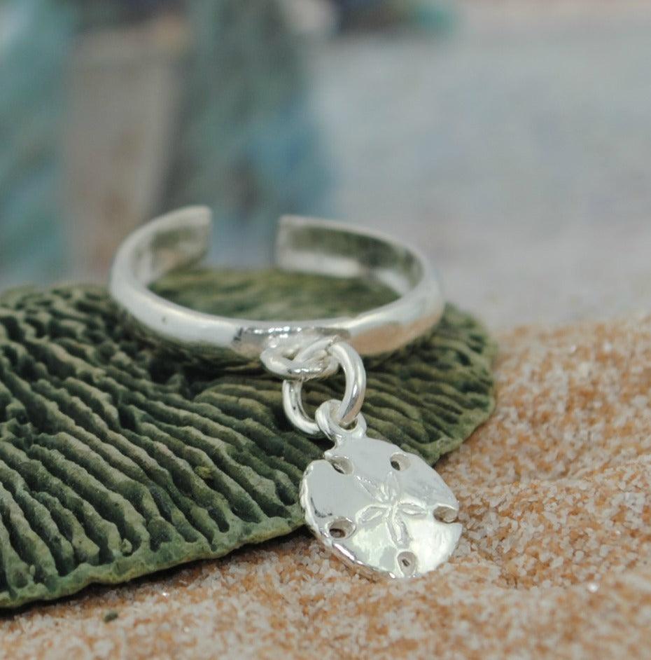 .925 high polish sterling silver sand dollar toe ring