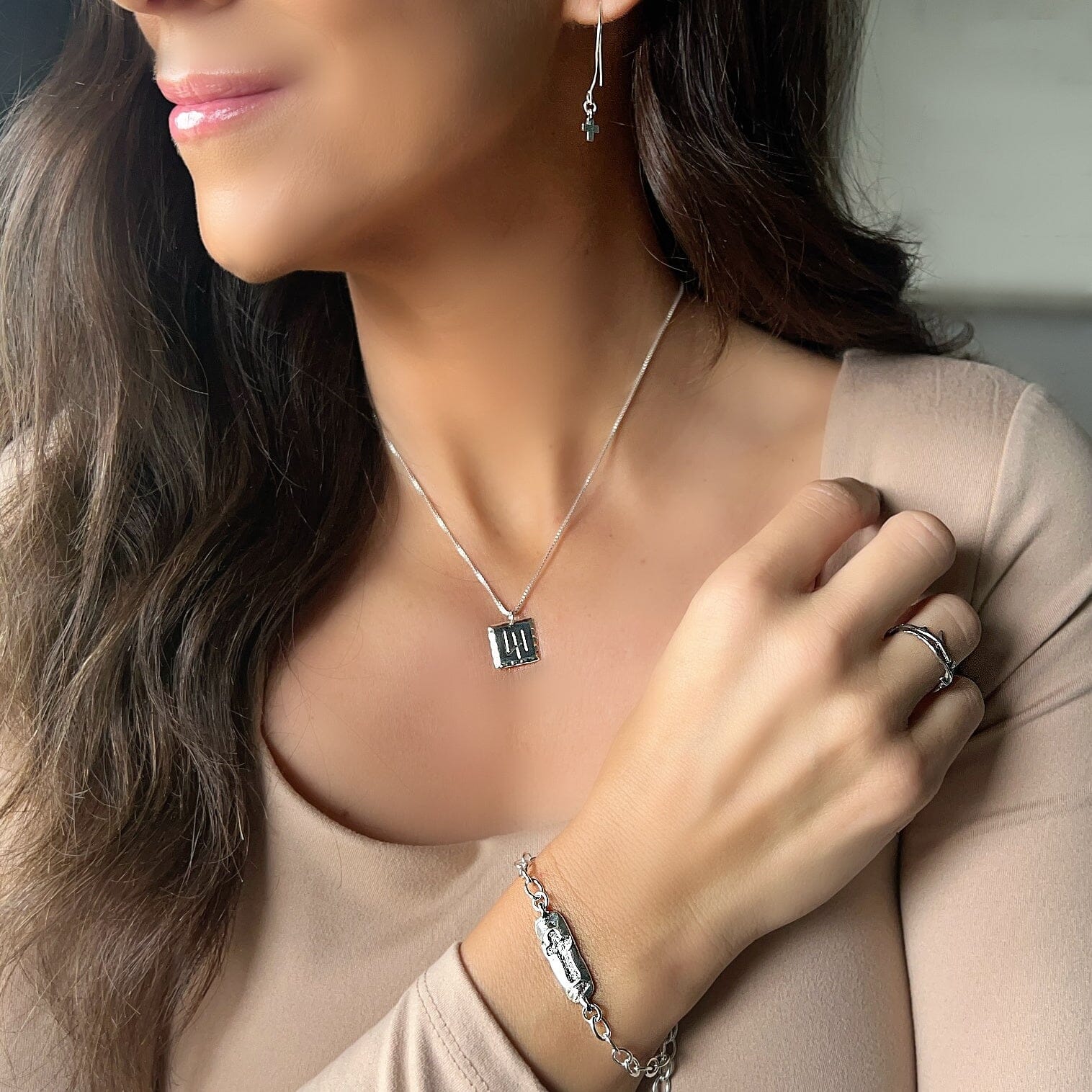 41 Pendant