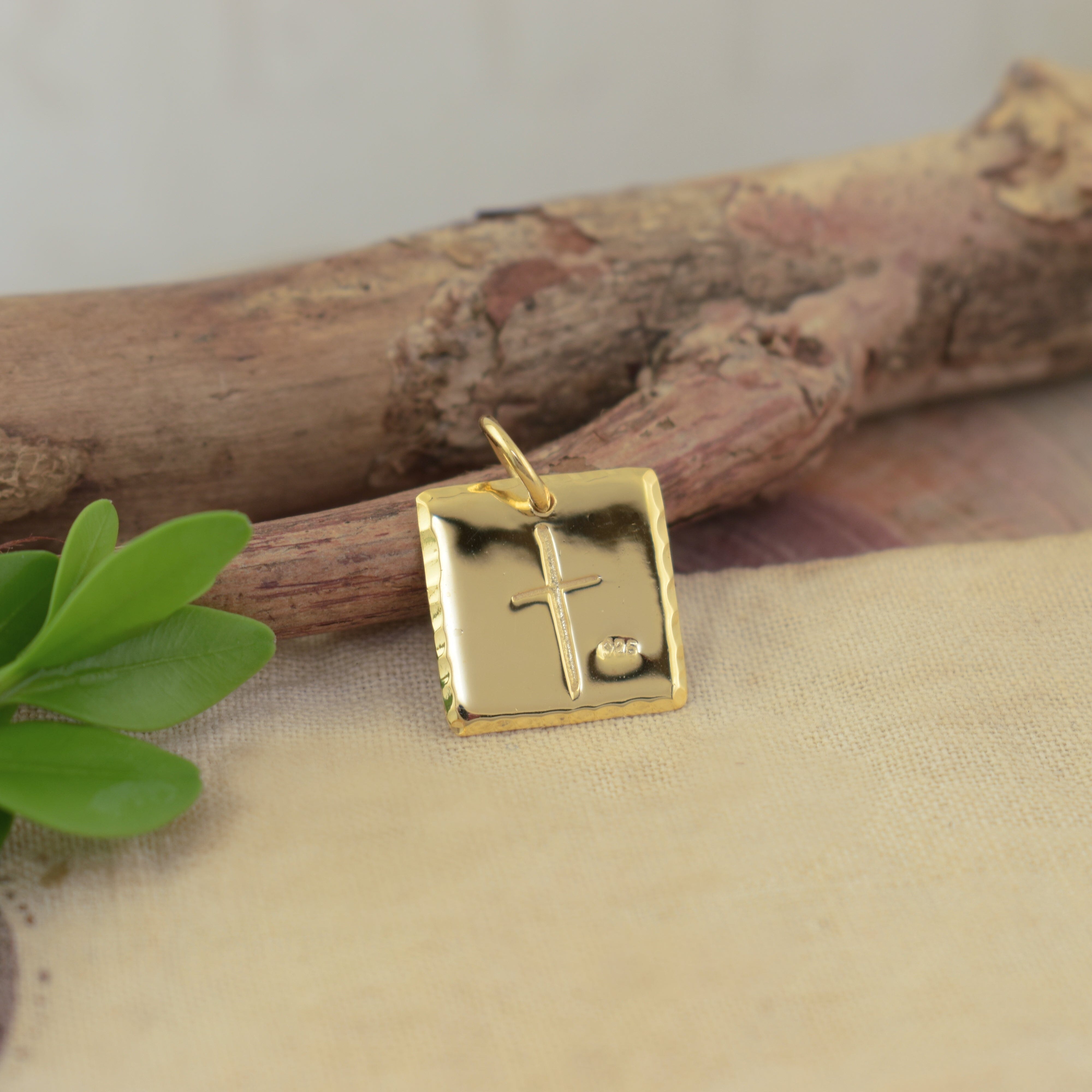 Christian sterling silver cross pendant