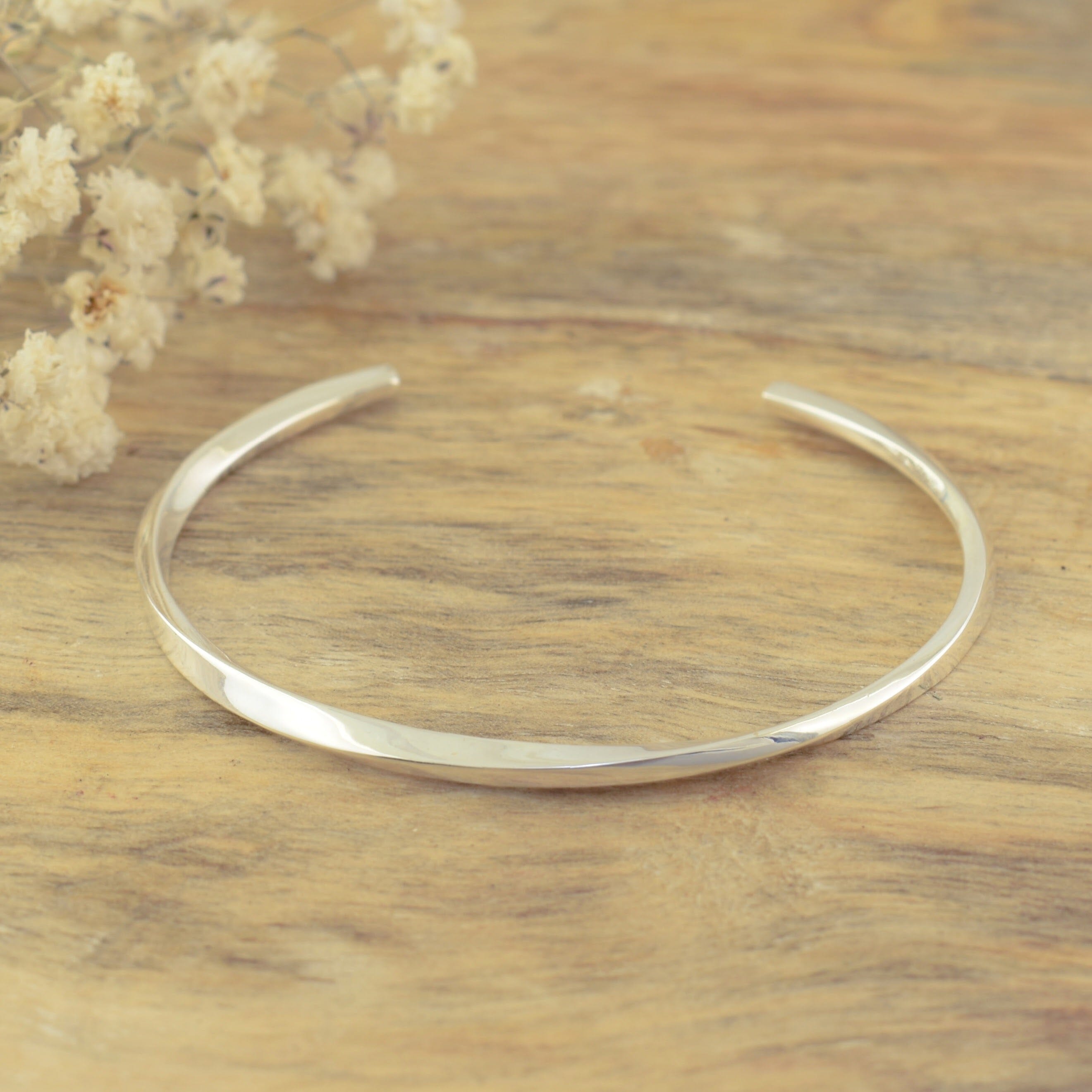 hand crafted high polished cuff