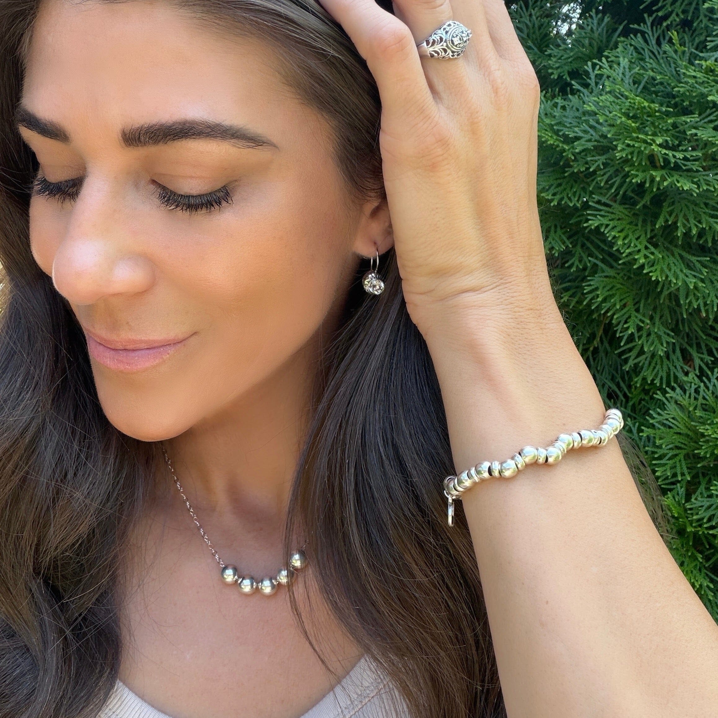 women's beaded stretch bracelet