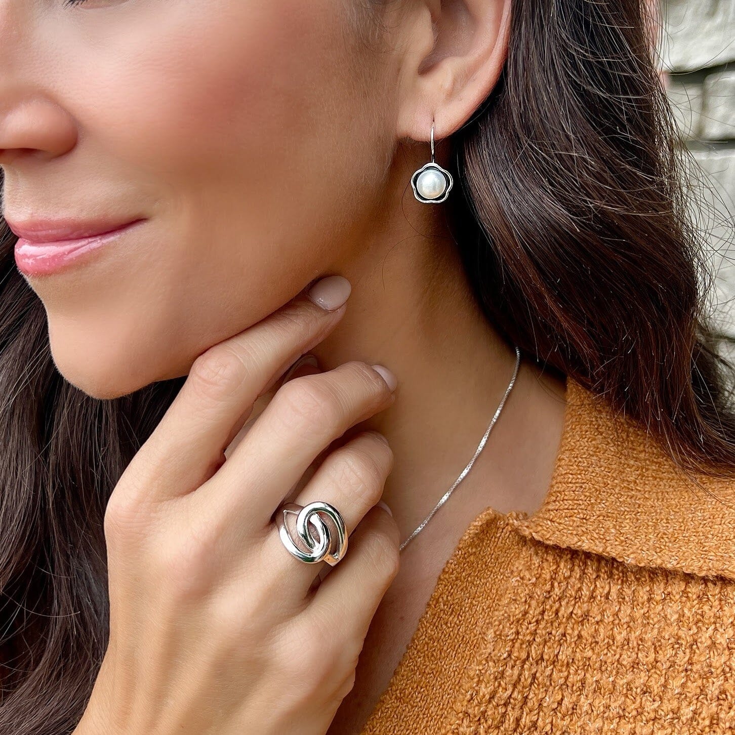 secure French back sterling silver and freshwater pearl flower earrings