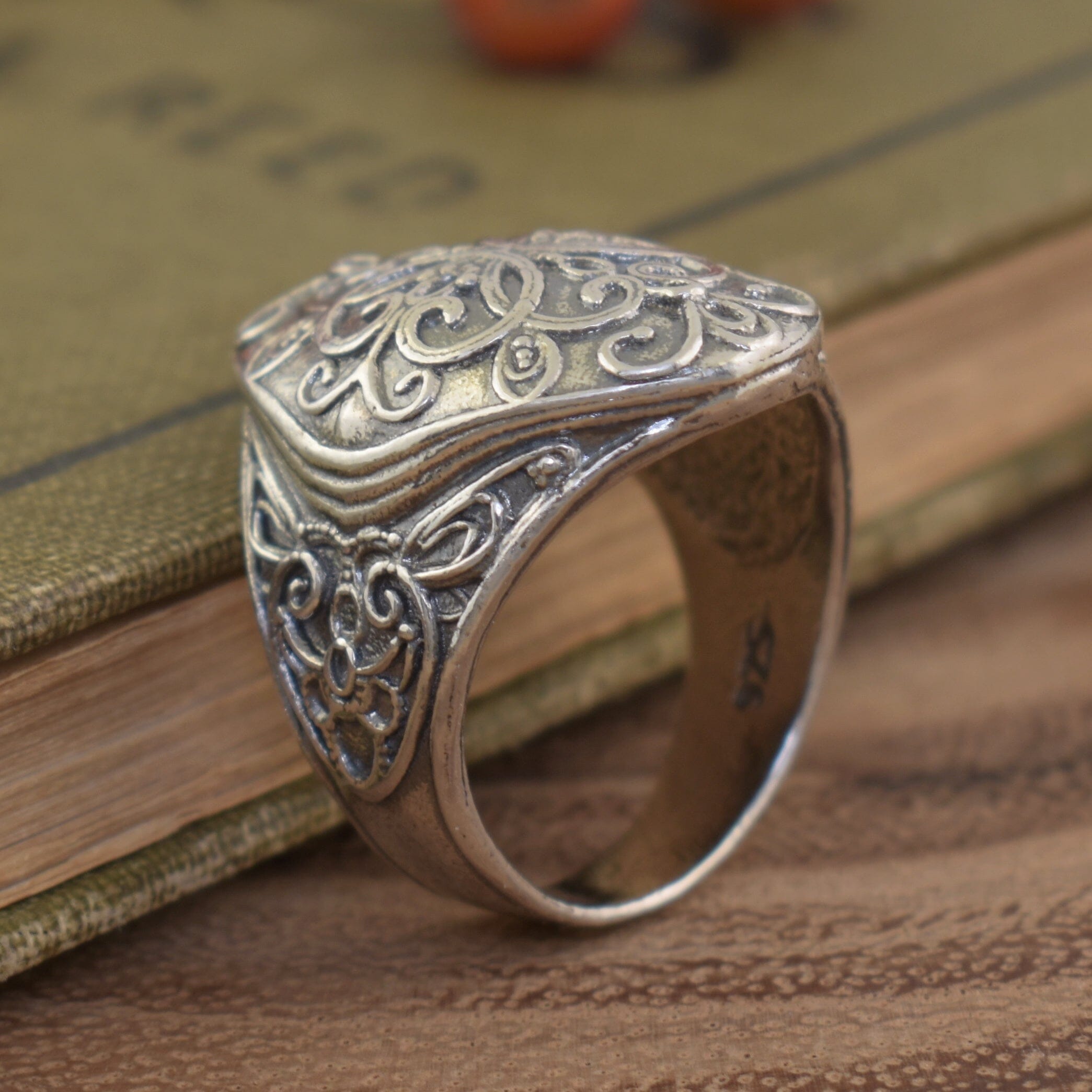 chunky Bold & Beautiful Ring with intricate swirl design