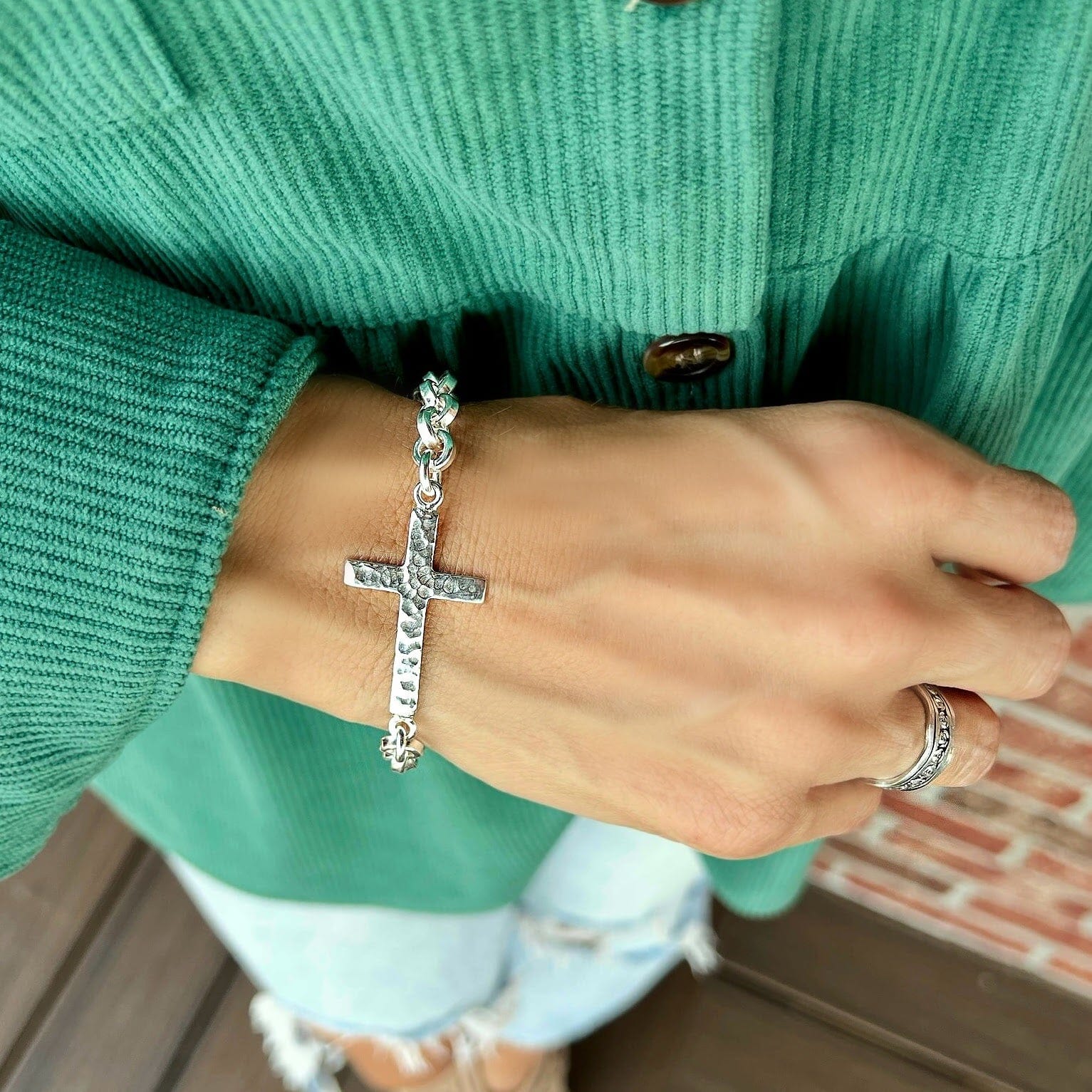 Sterling silver hammered cross bracelet 