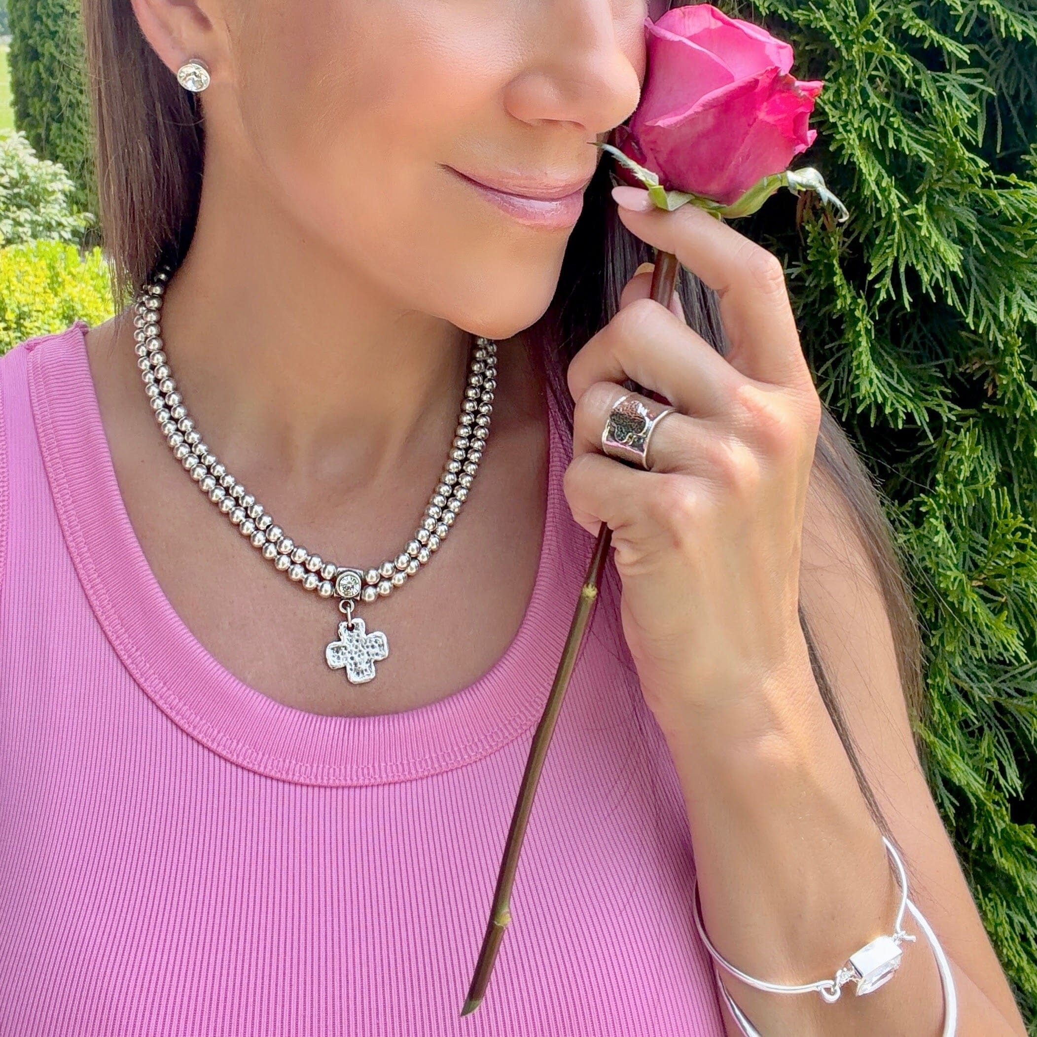 Christian cross necklace in silver