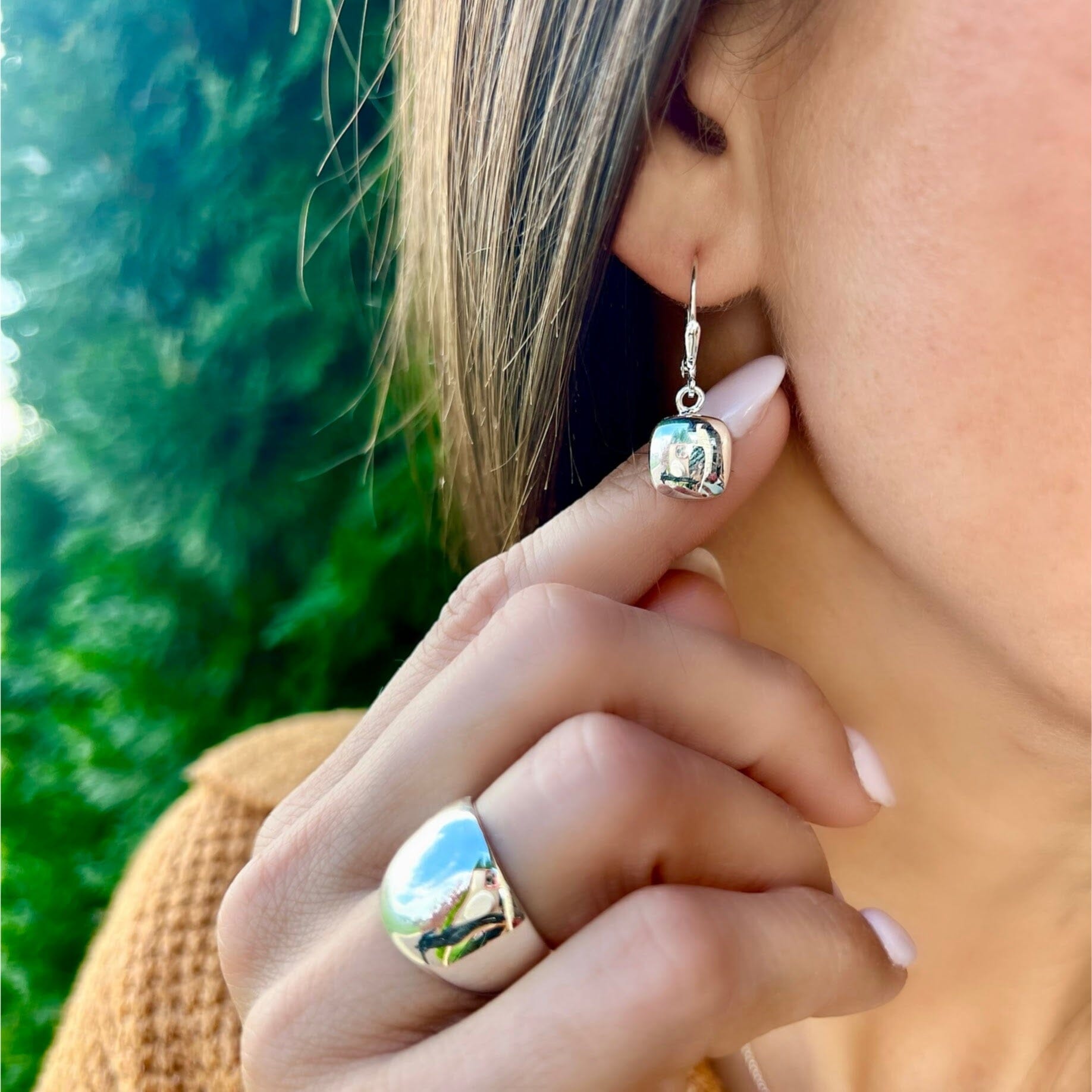 leverback earrings in sterling silver - Cushion Crush