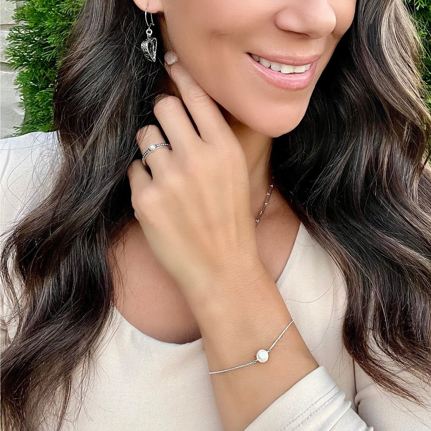 minimalist style silver pearl bracelet