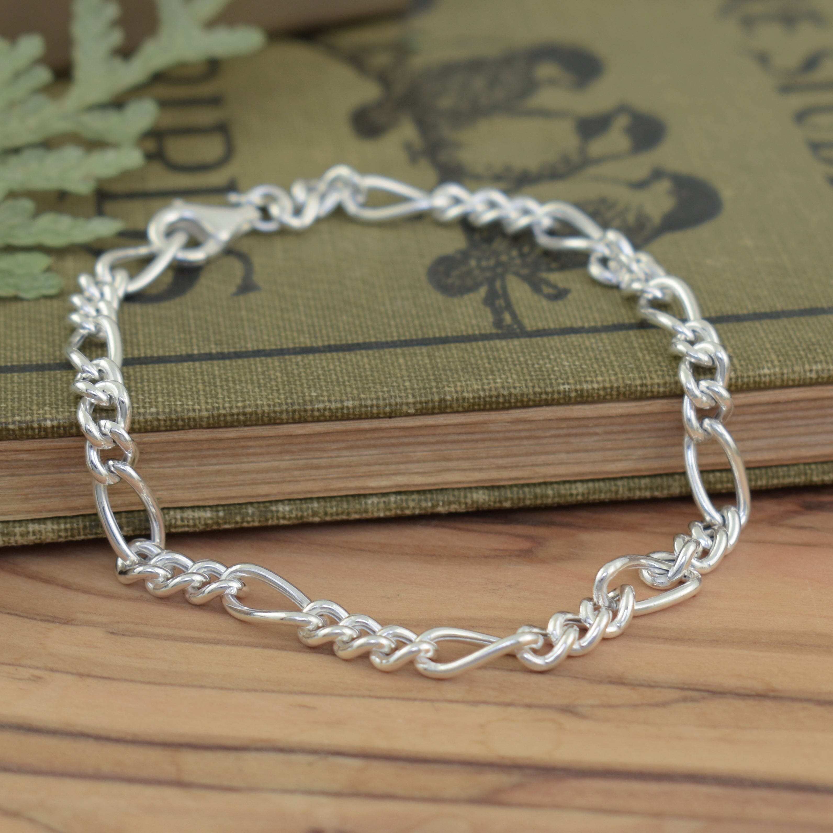 Italian origin link bracelet in sterling silver