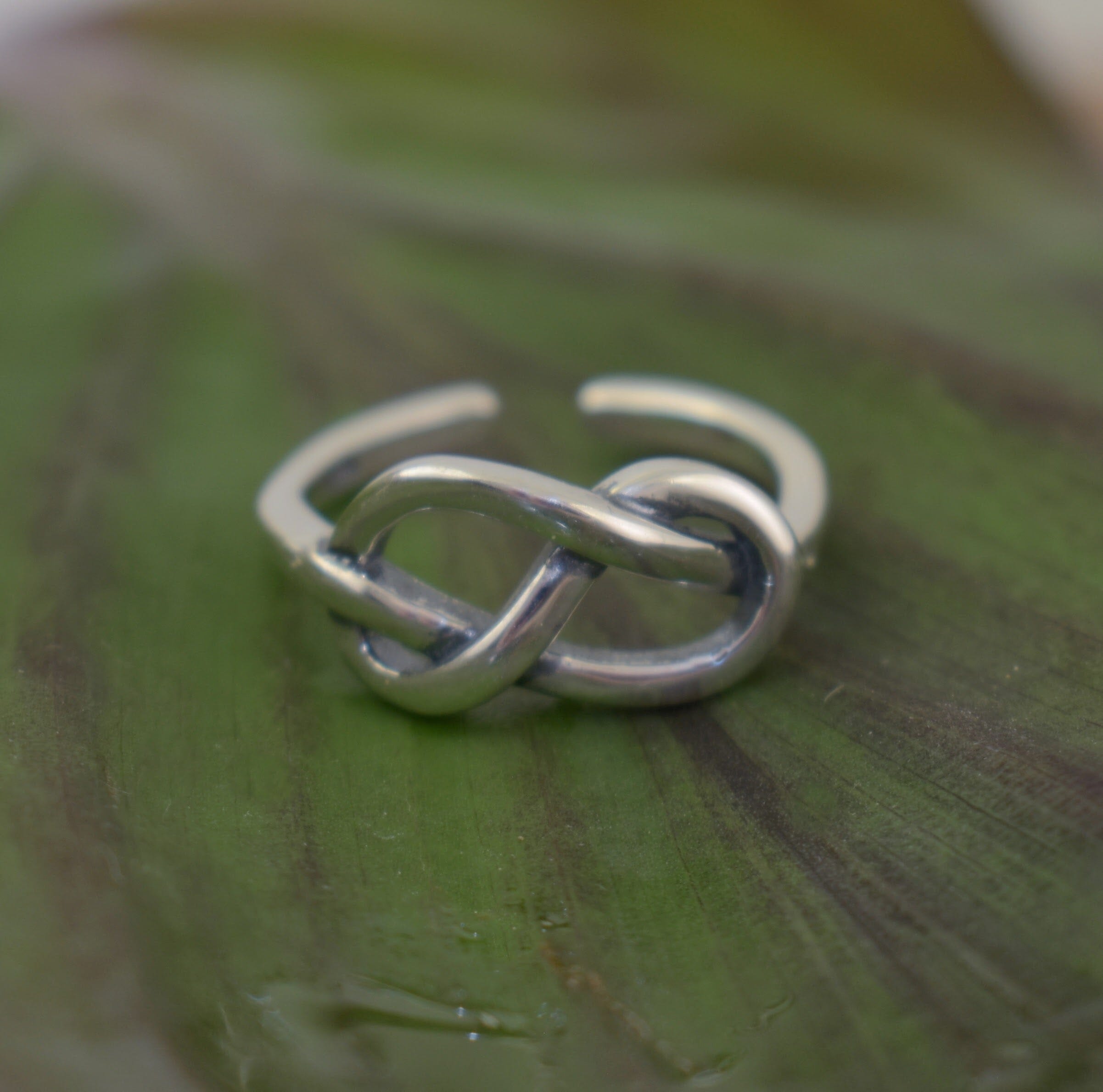 Sterling silver infinity toe ring