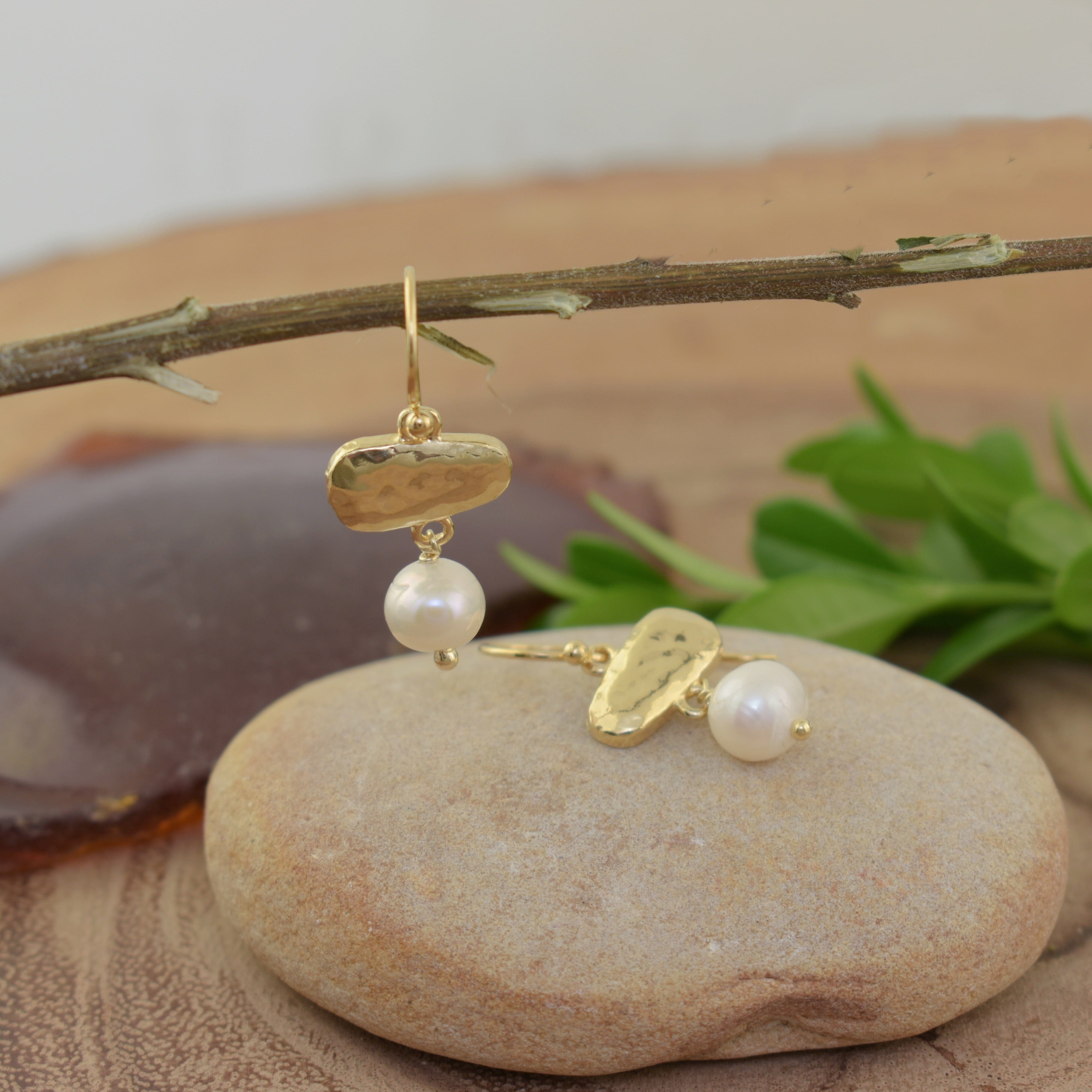 Freshwater dangle pearl