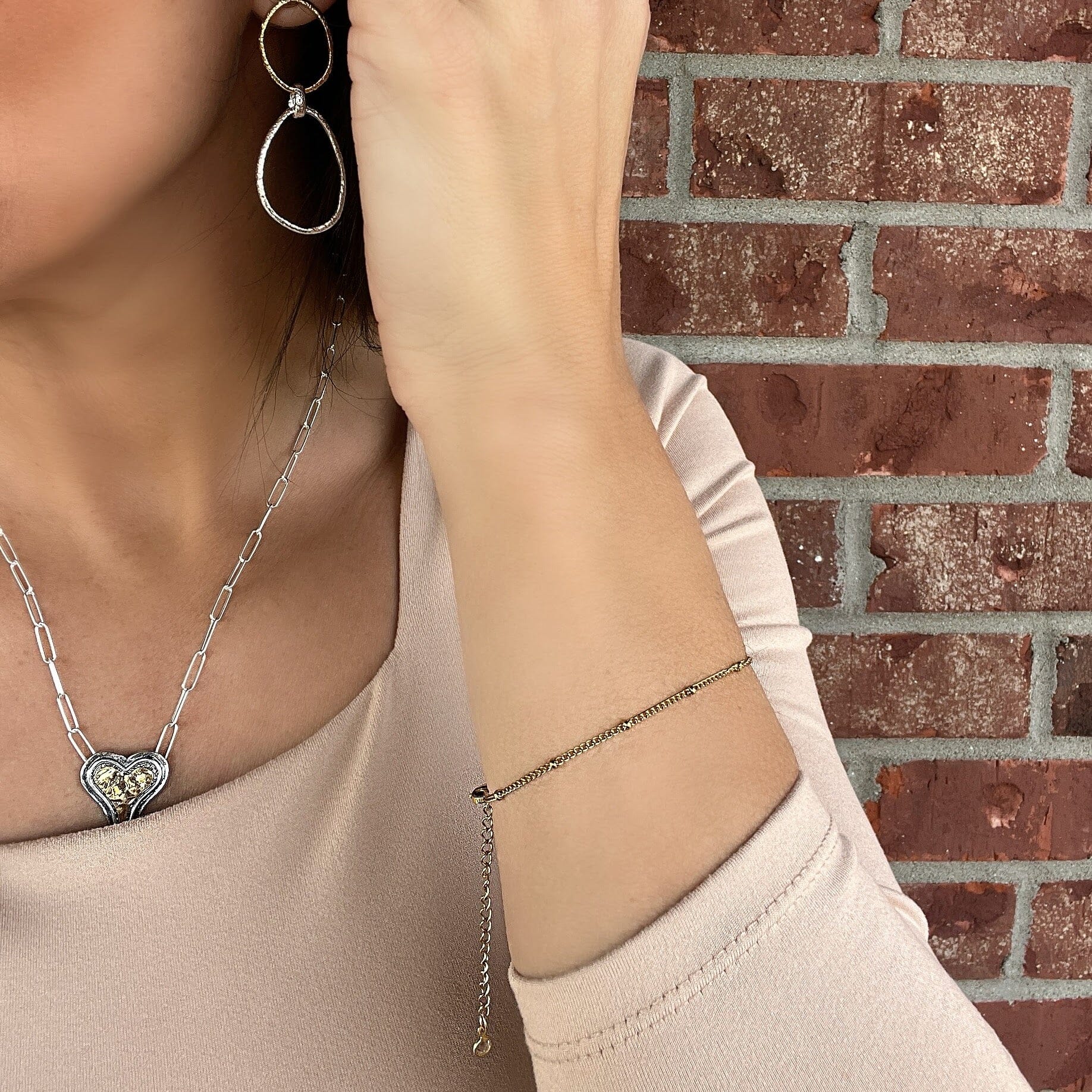 minimalist style gold beaded bracelet