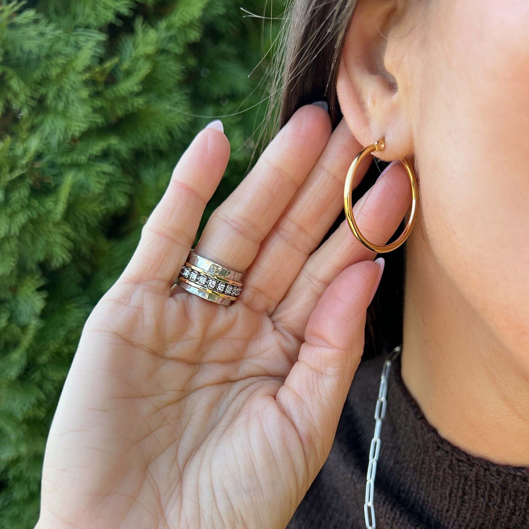 gold v-snap hoop earrings