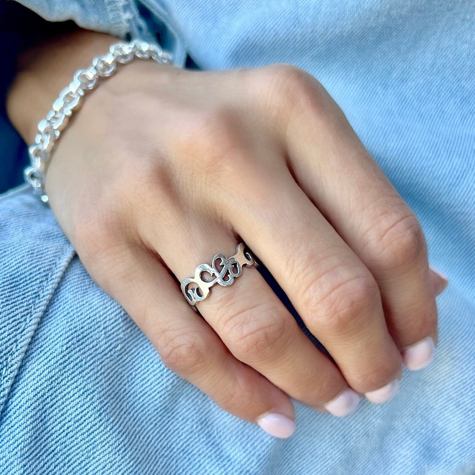 heart design band in .925 sterling silver