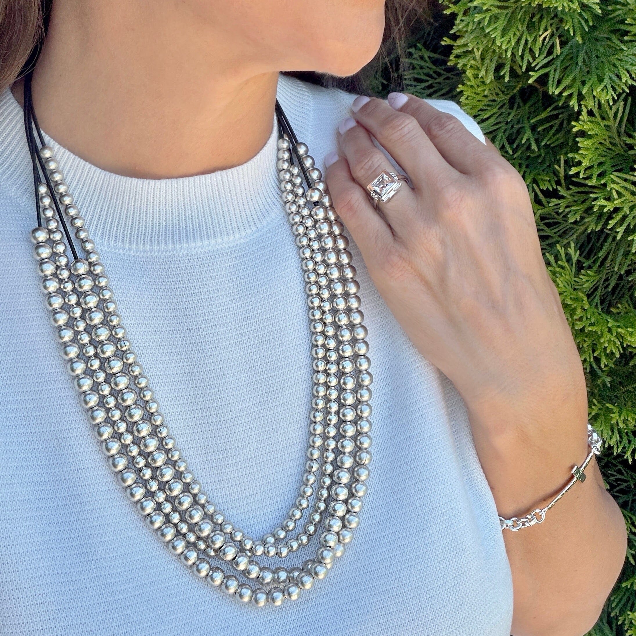 zamak statement necklace