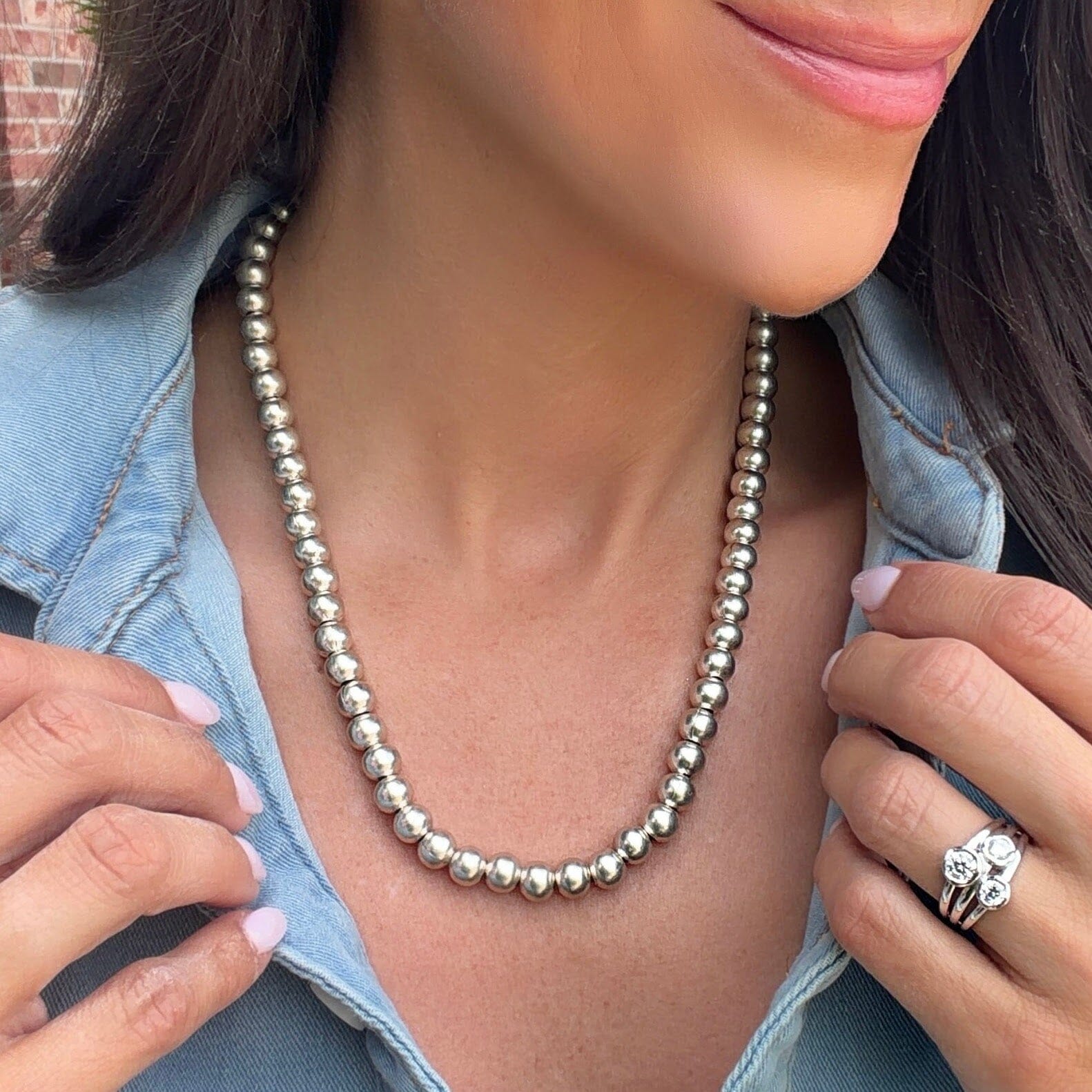 beaded zamak necklace