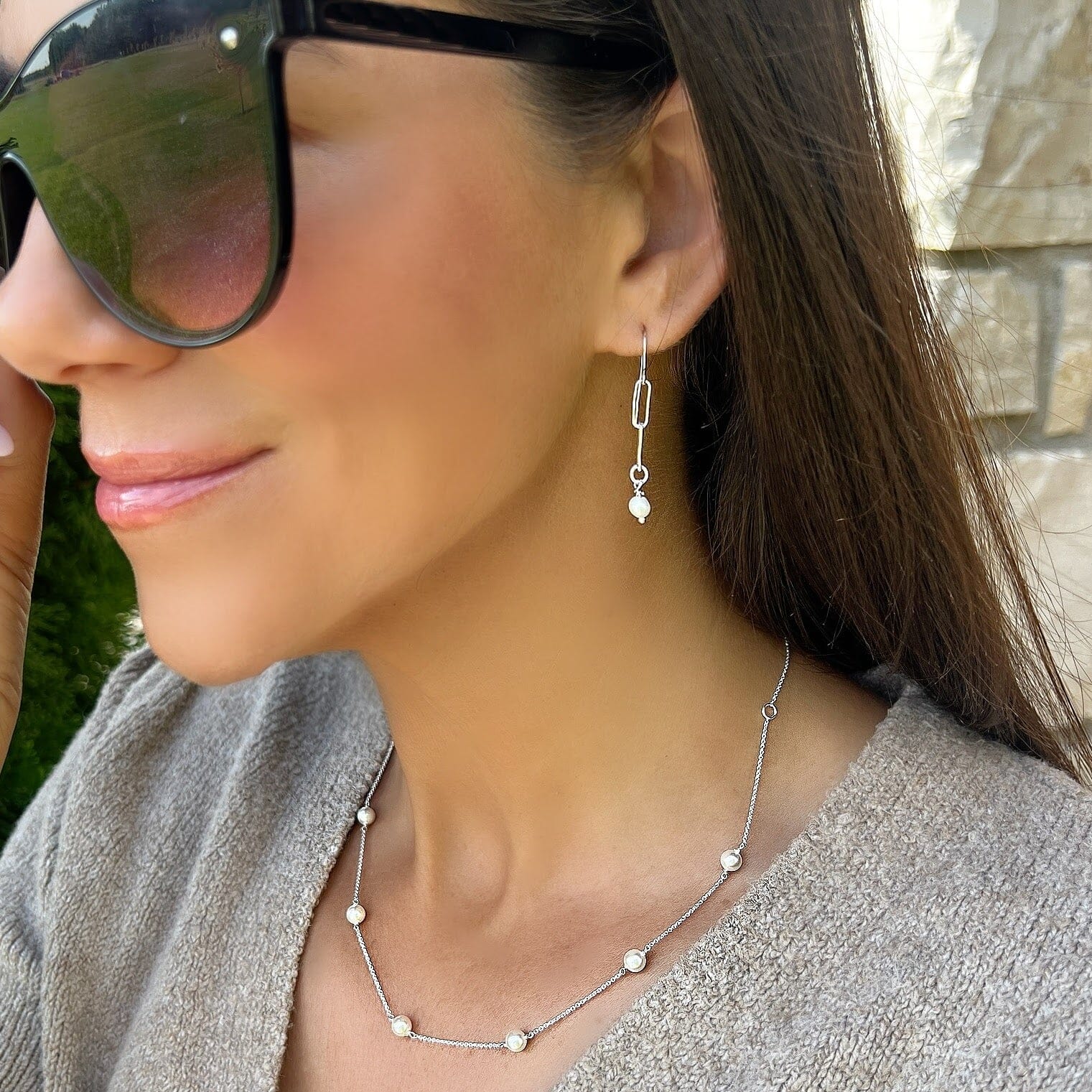 dangle earrings with skipping stone necklace