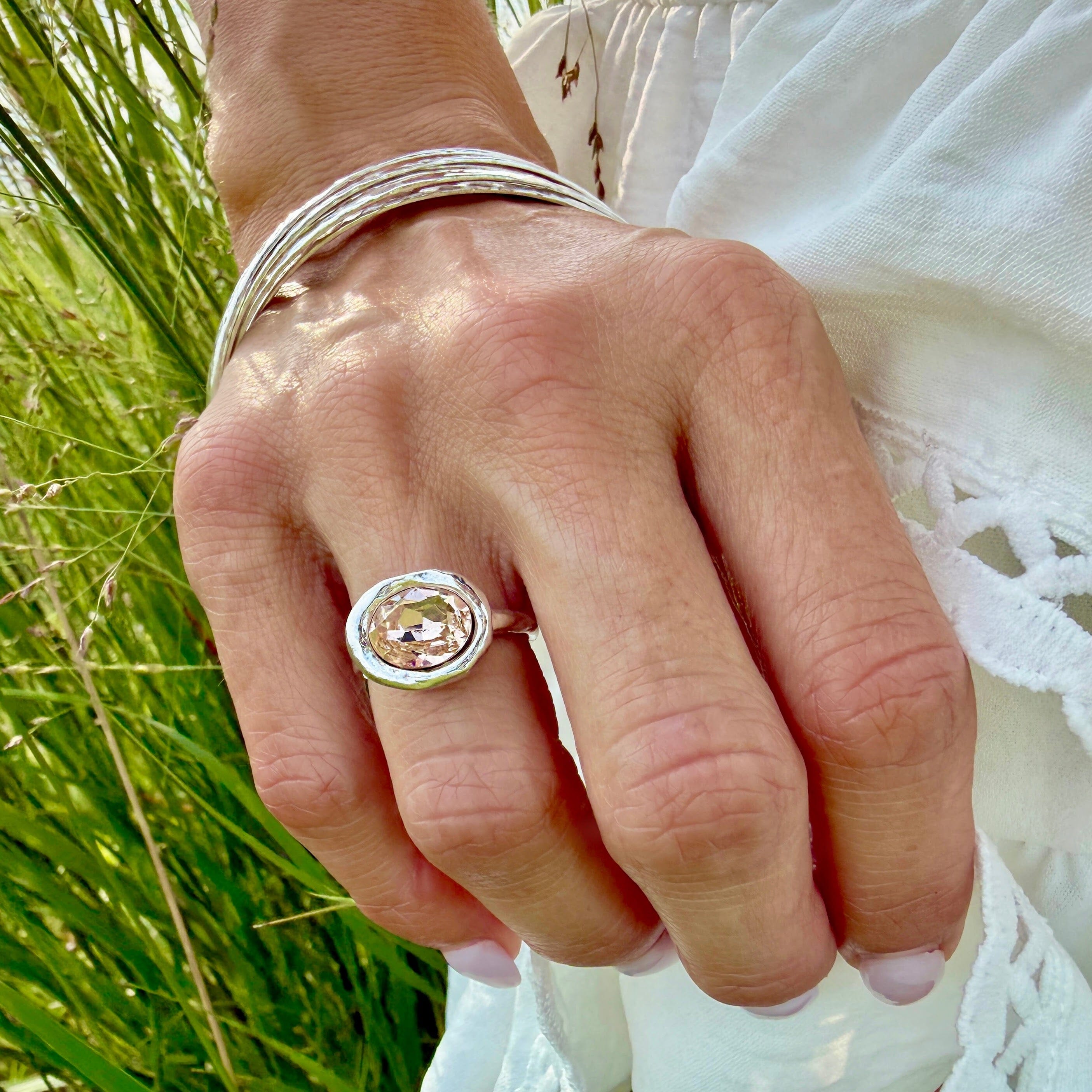 peach blus crystal ring