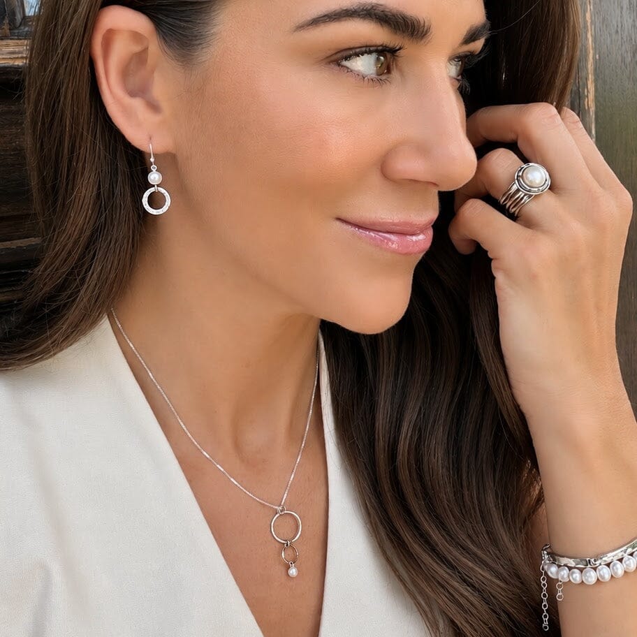 silver plated and freshwater pearl earring