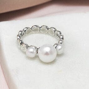 Pearl Trio Ring