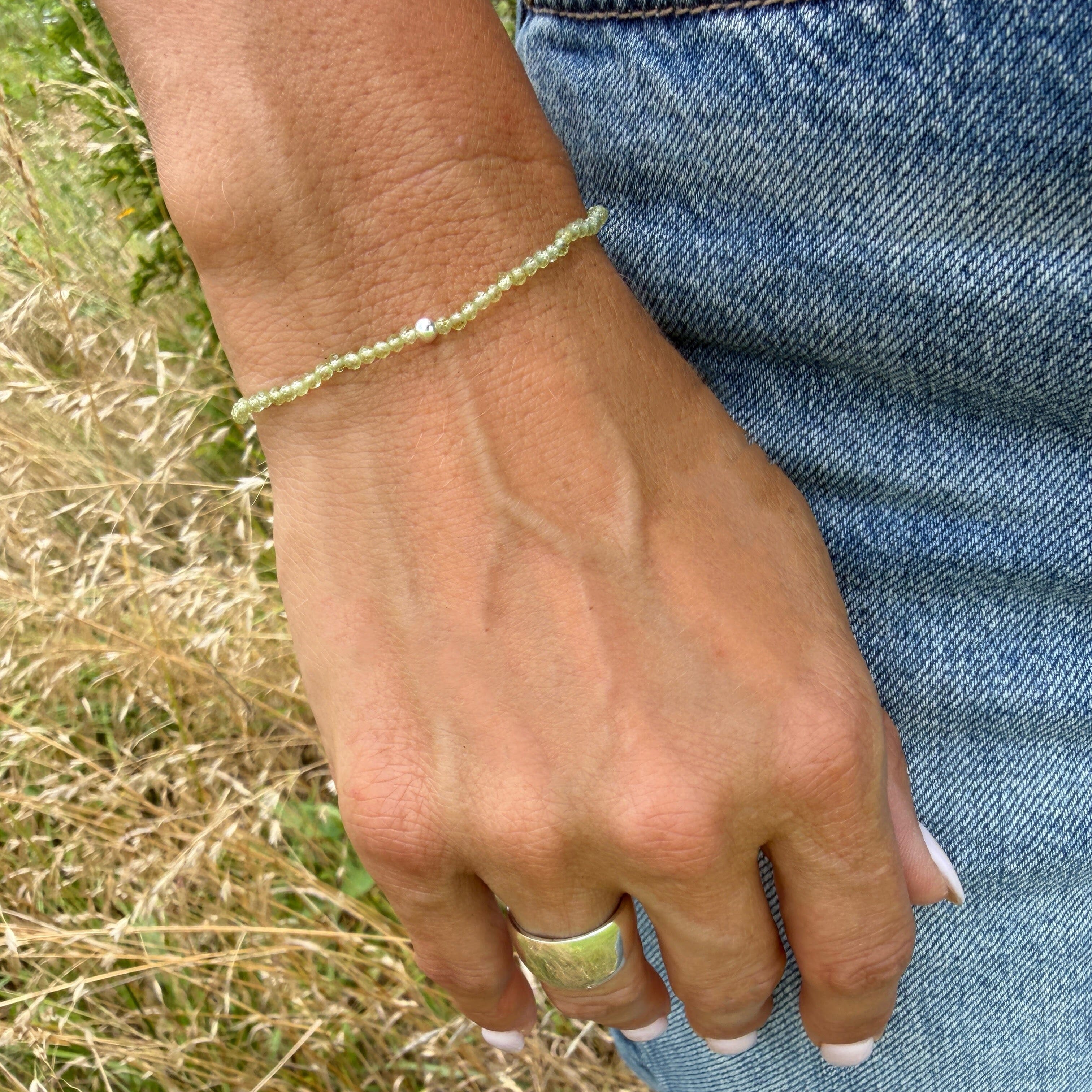 peridot beaded bracelet