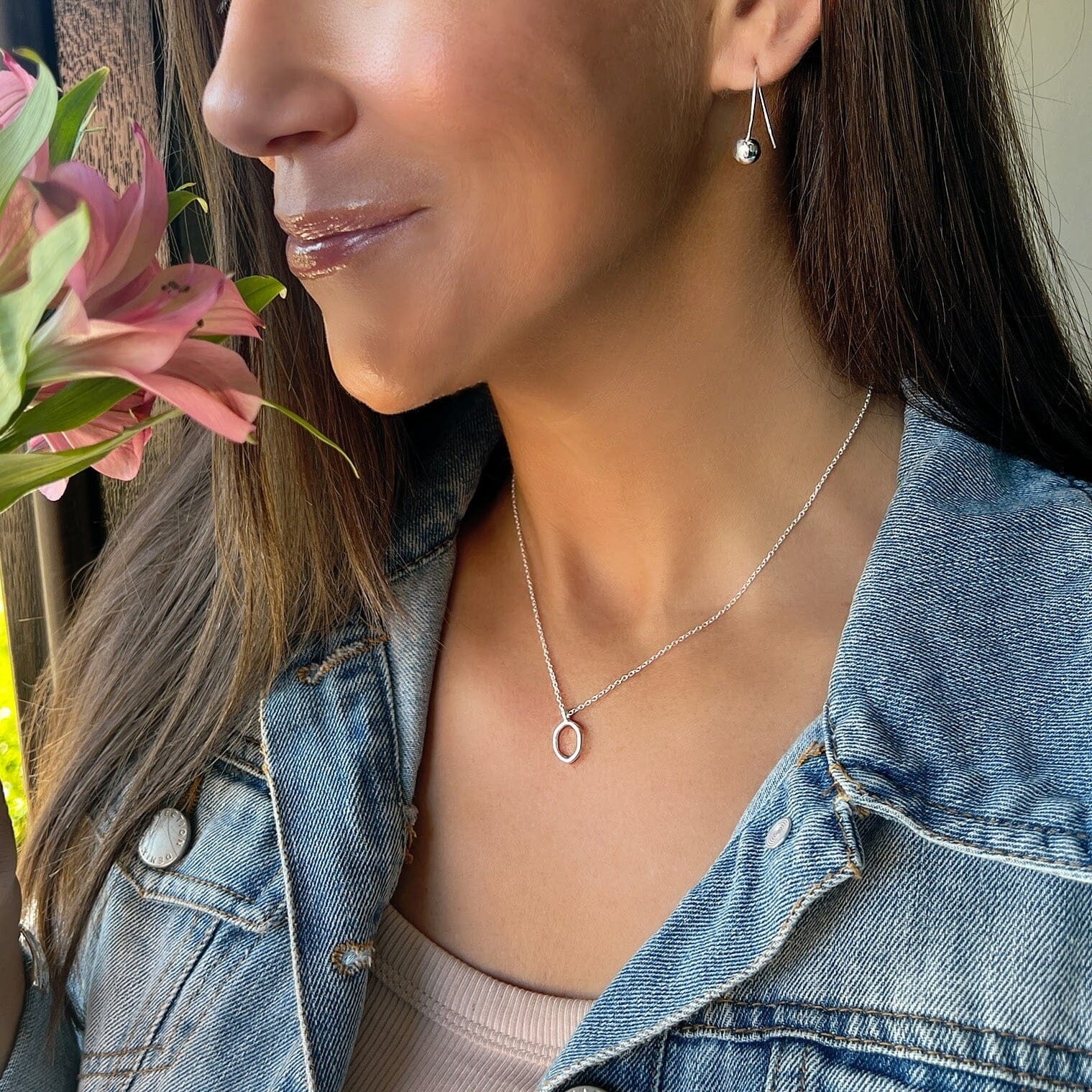 minimalist style open circle necklace in sterling silver