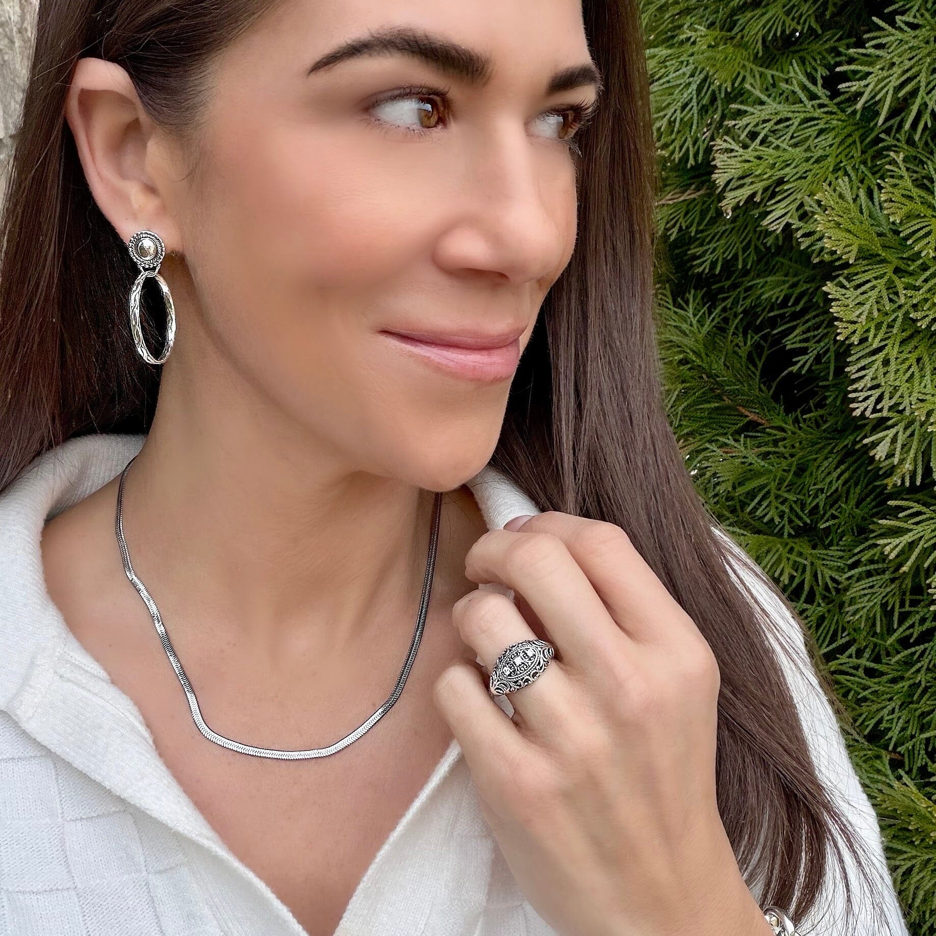 Stainless Herringbone necklace with SIlver Sizzle earring with the vintage splendor ring