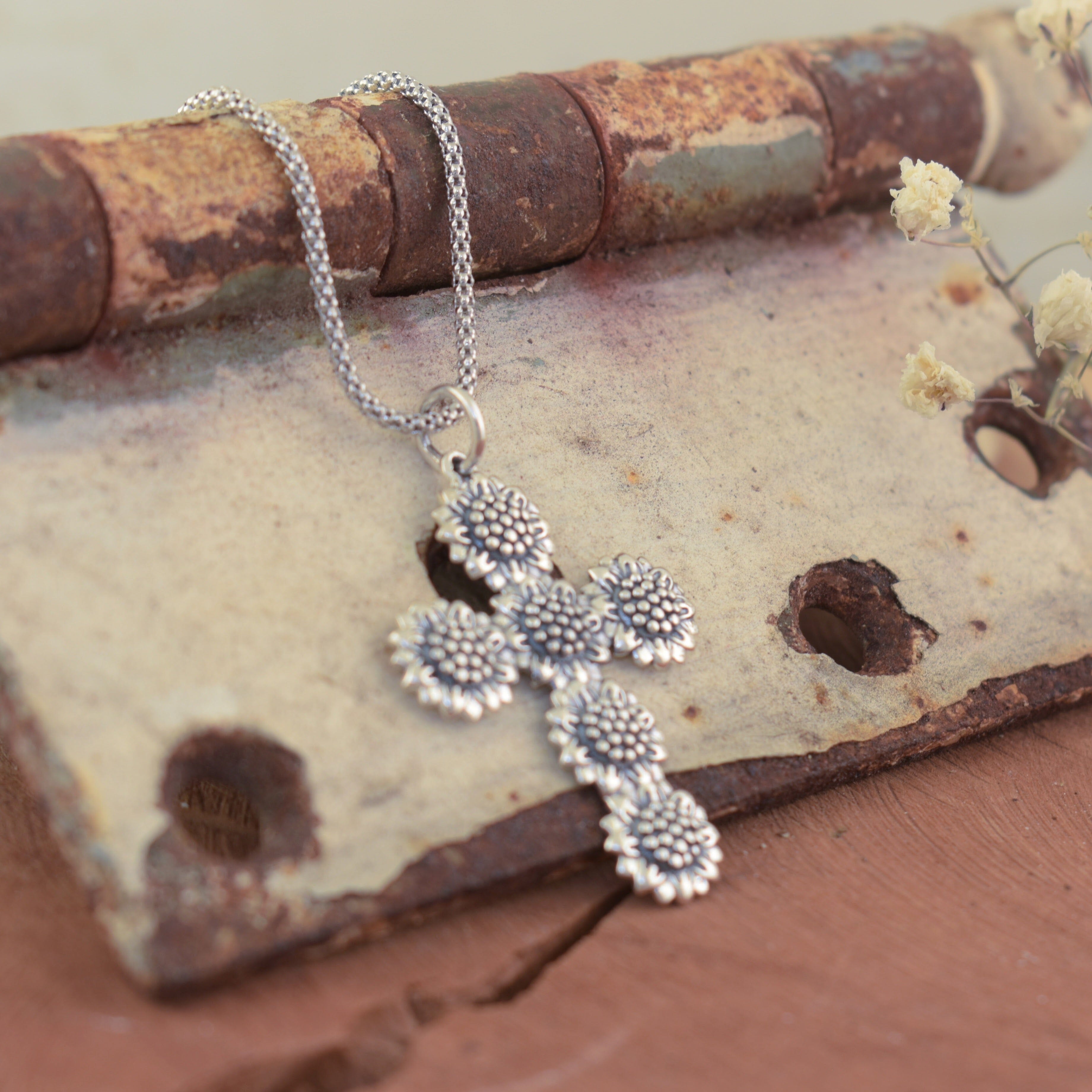 Sterling silver necklace with sunflowers