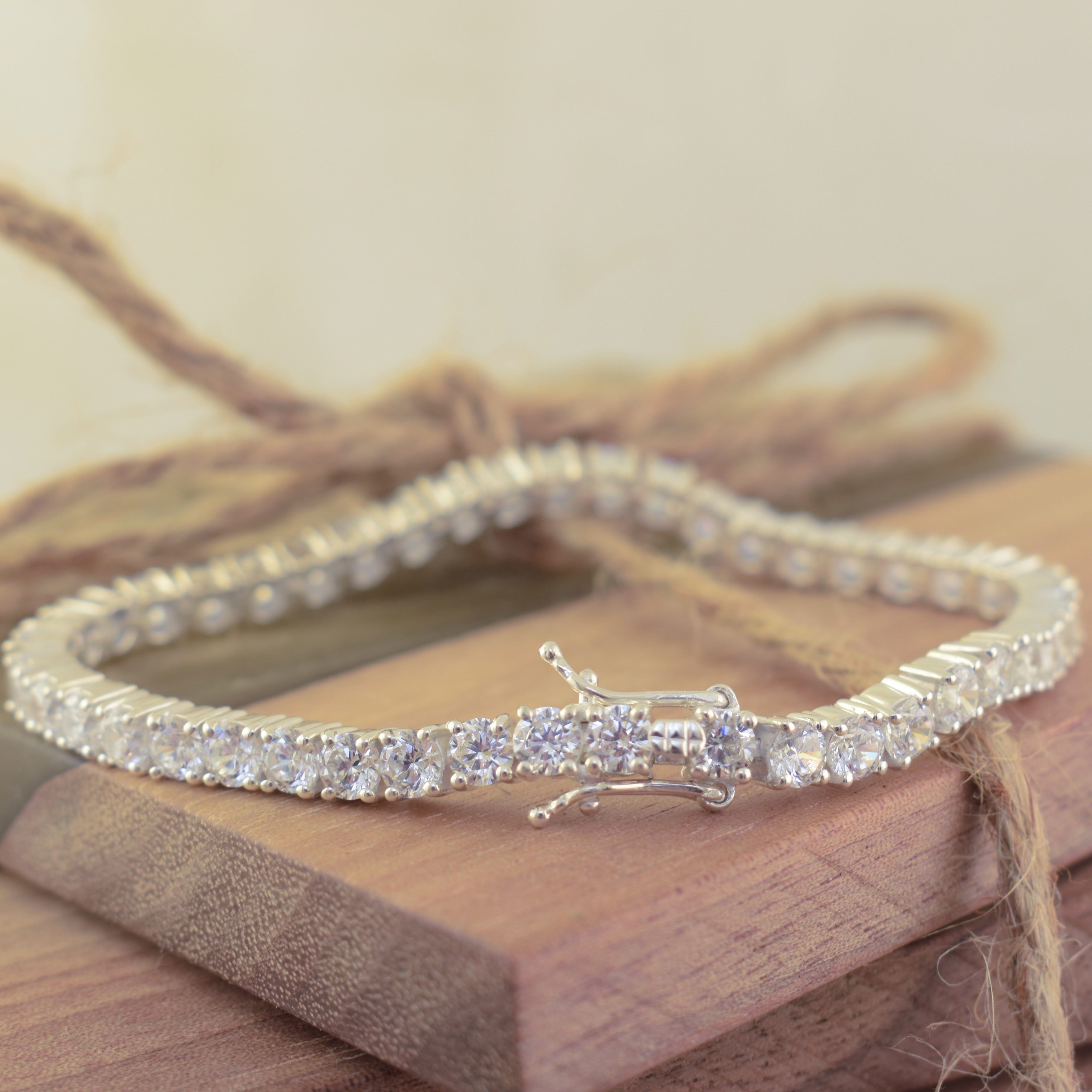 simple statement bracelet