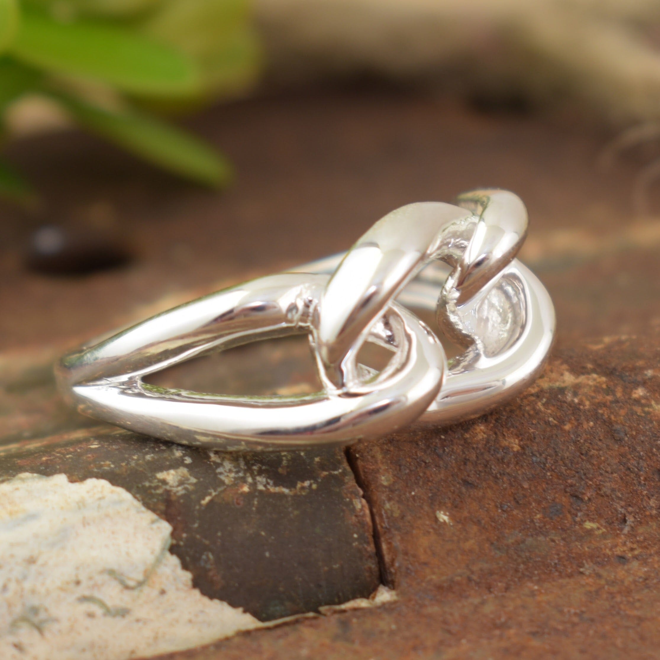 3 chain link style high polished ring