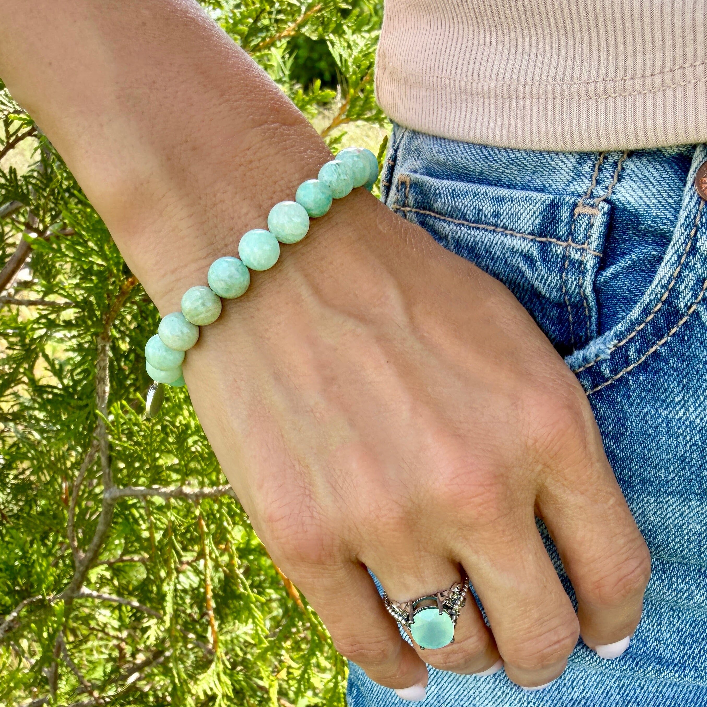 mint green beaded bracelet