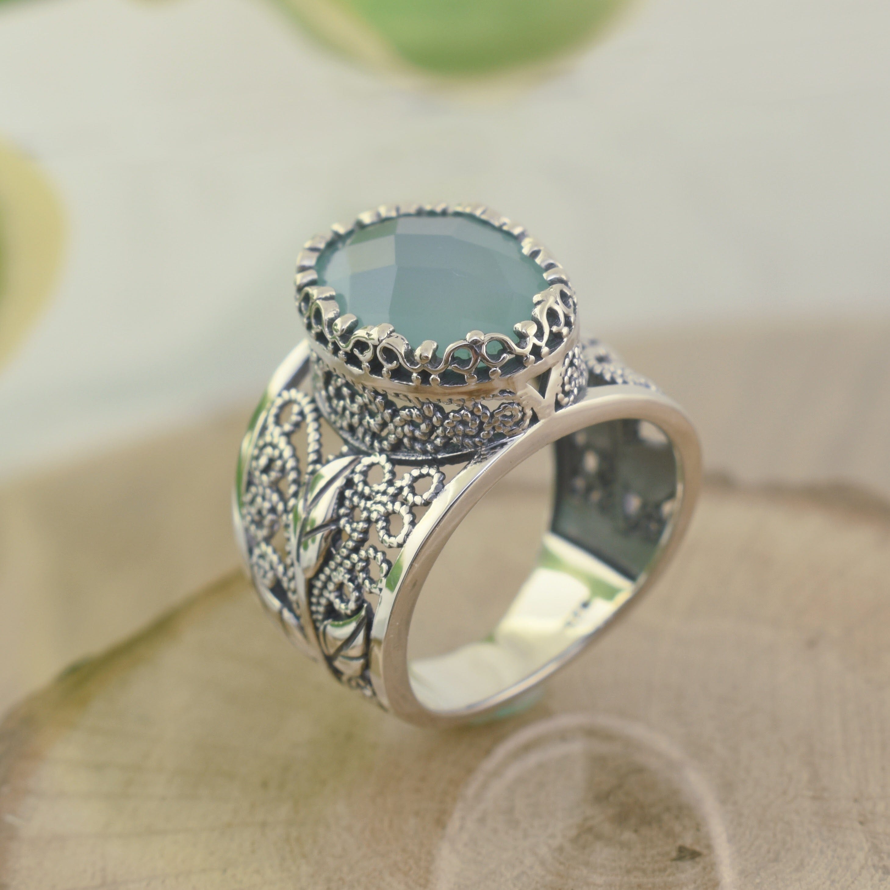 Oval cut aqua glam ring set in antiqued sterling silver