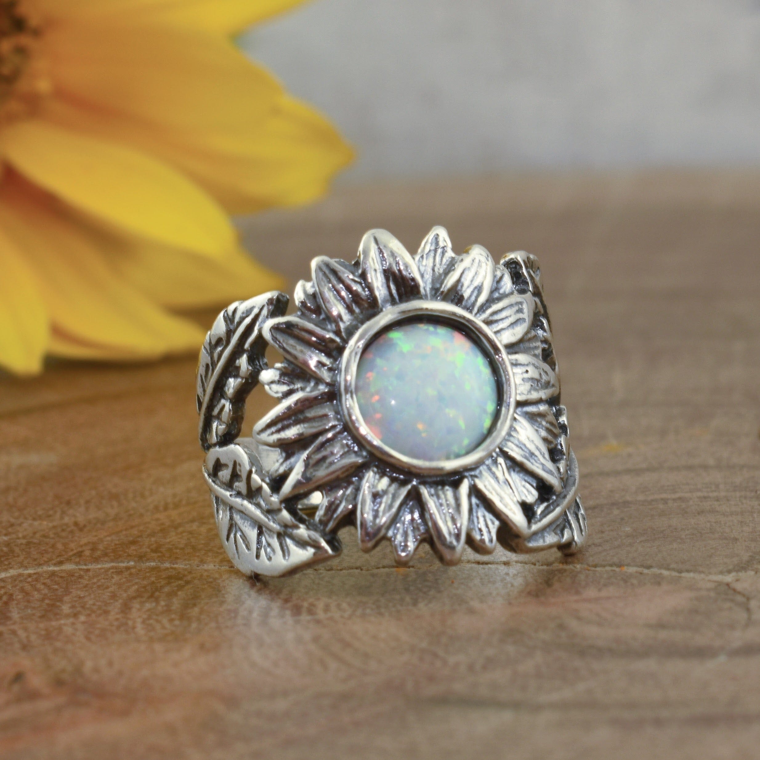 chunky sterling silver flower ring