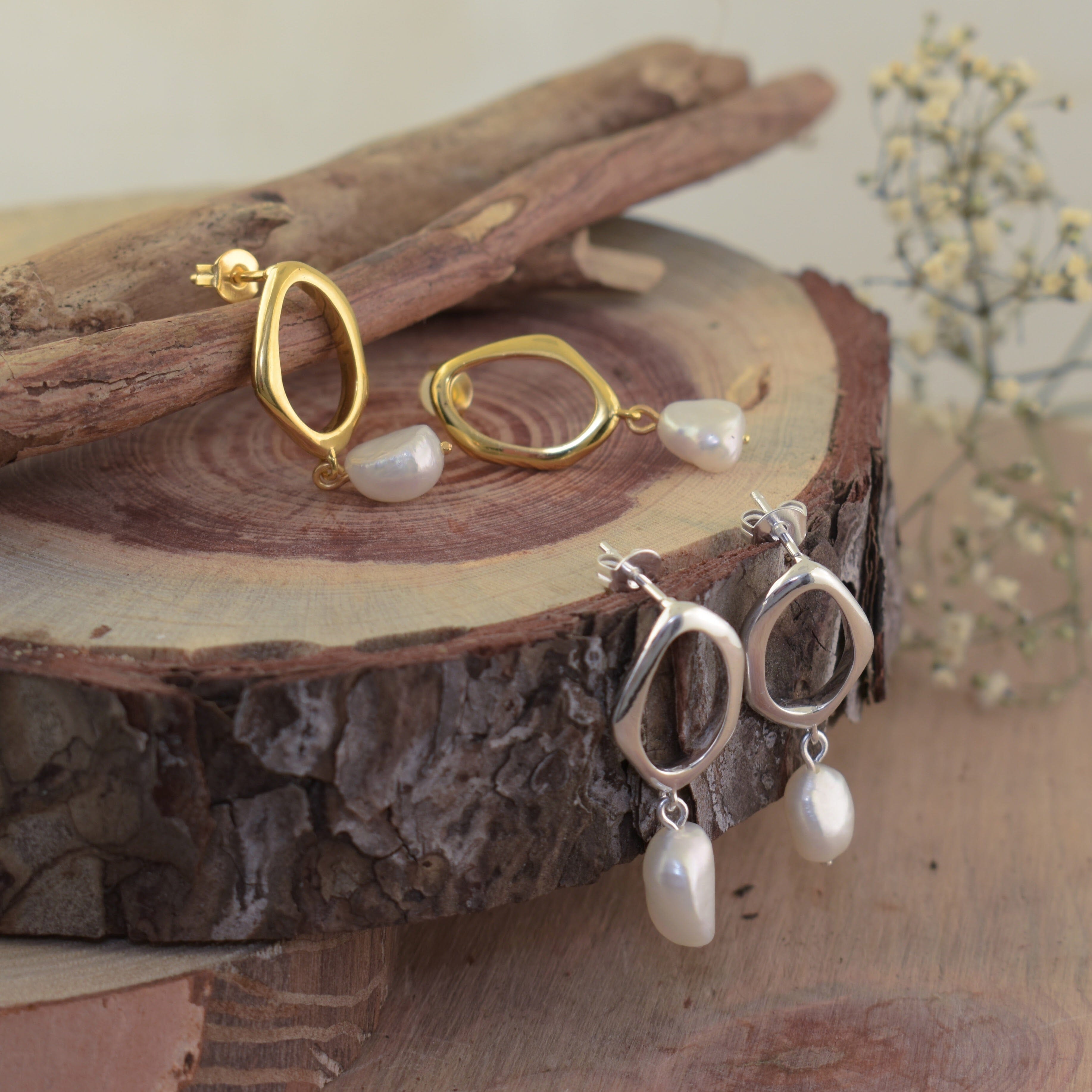 The Pearl Exclamation Earrings