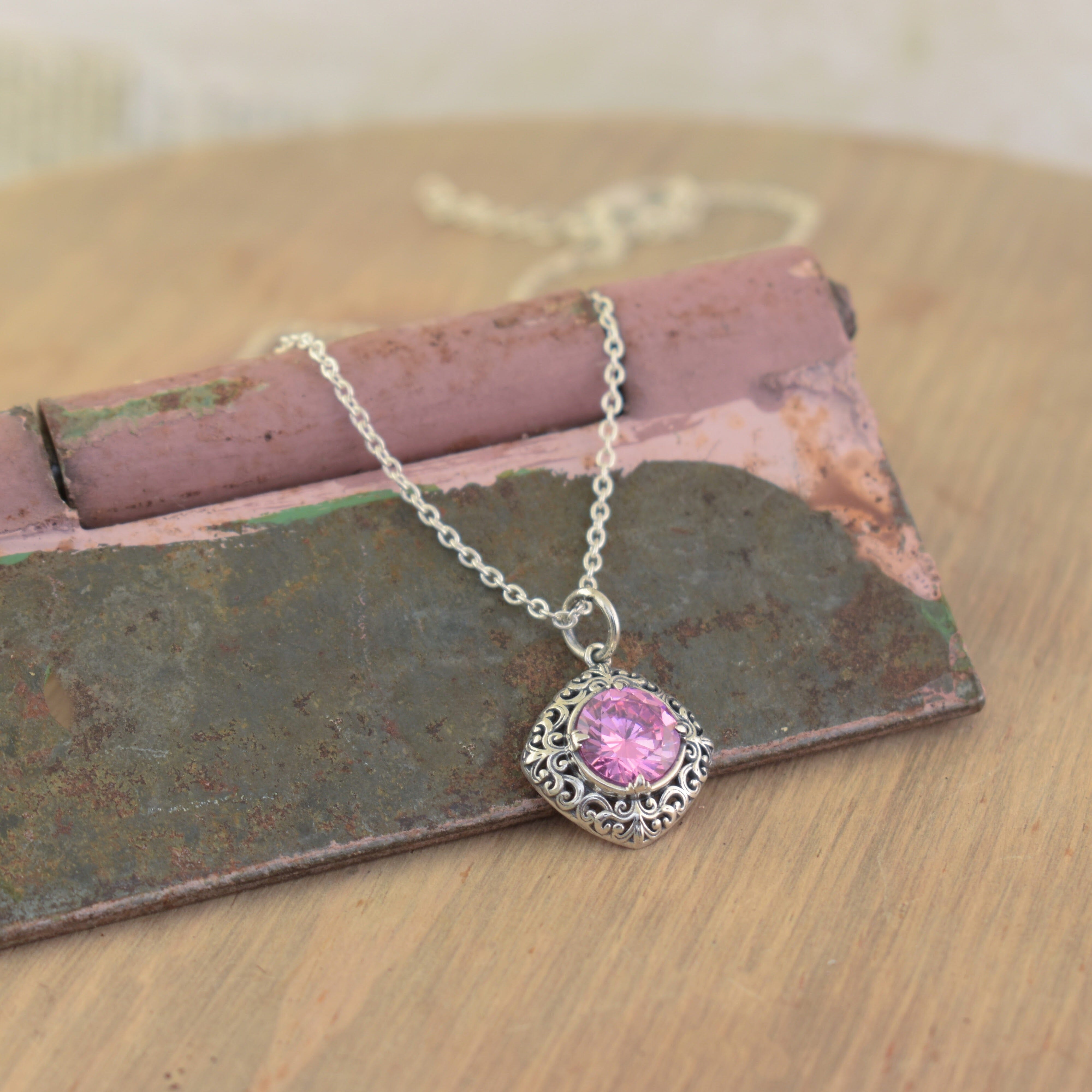 Pink about it necklace