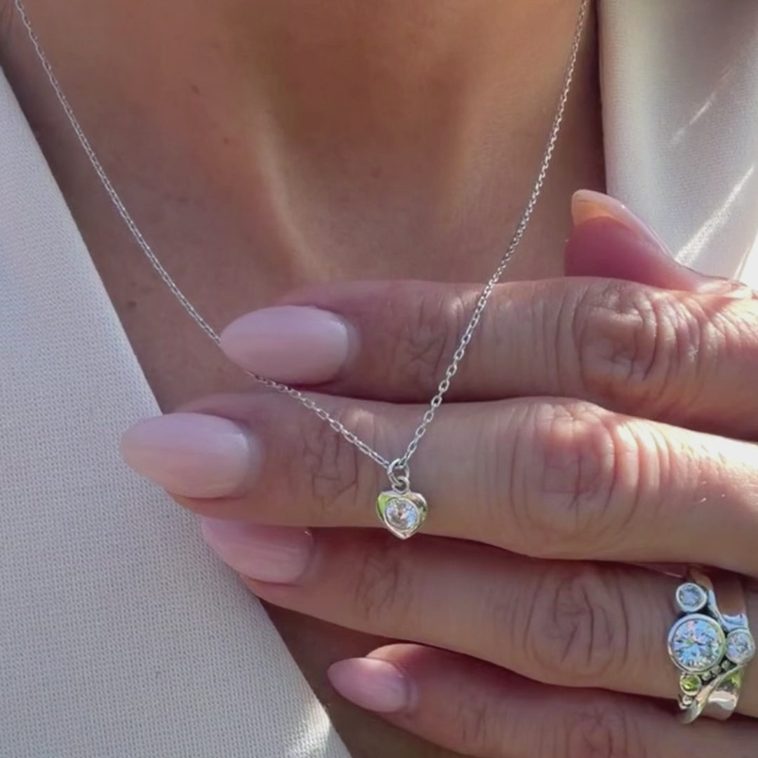 Skip a Beat Necklace