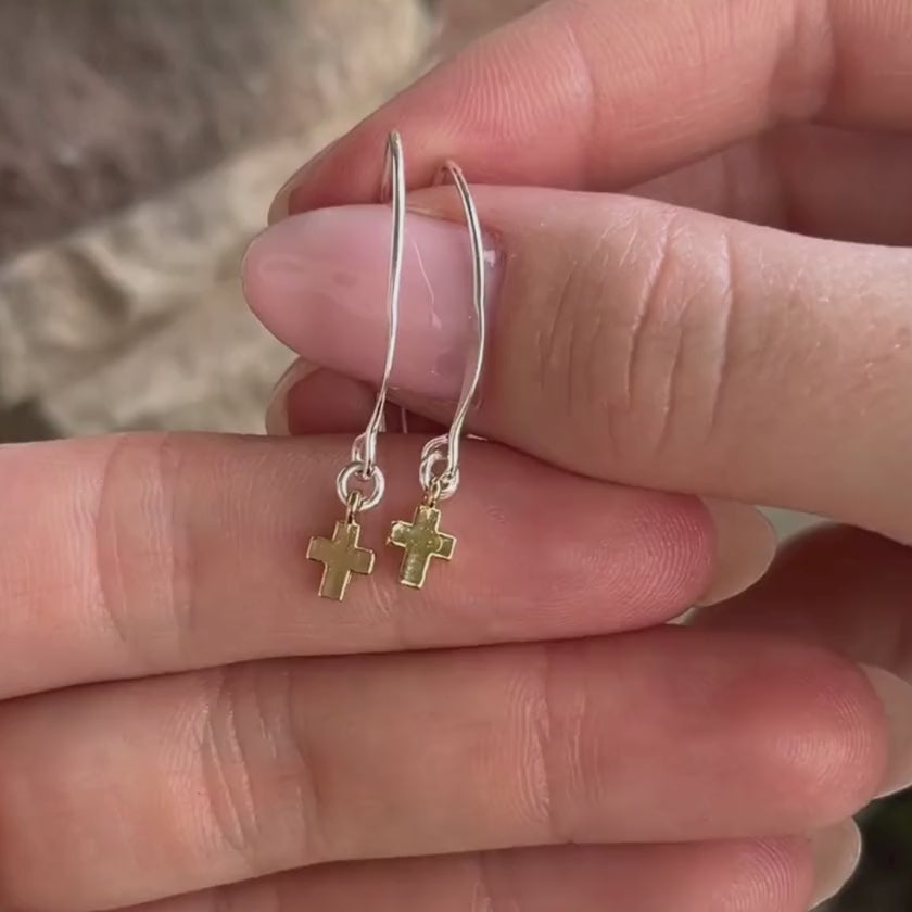 Lead Me Earrings (Gold)