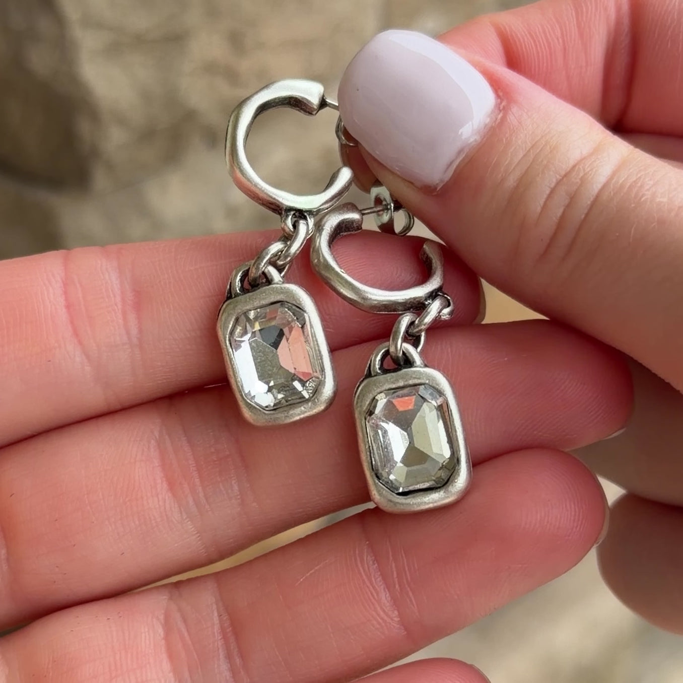 Pretty Pleaser Earrings