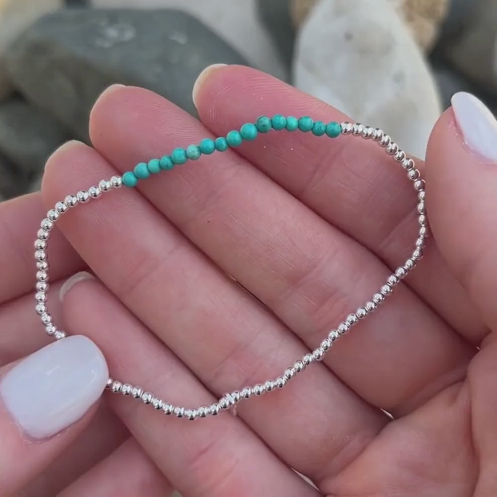 Sterling silver stretch bracelet turquoise bead