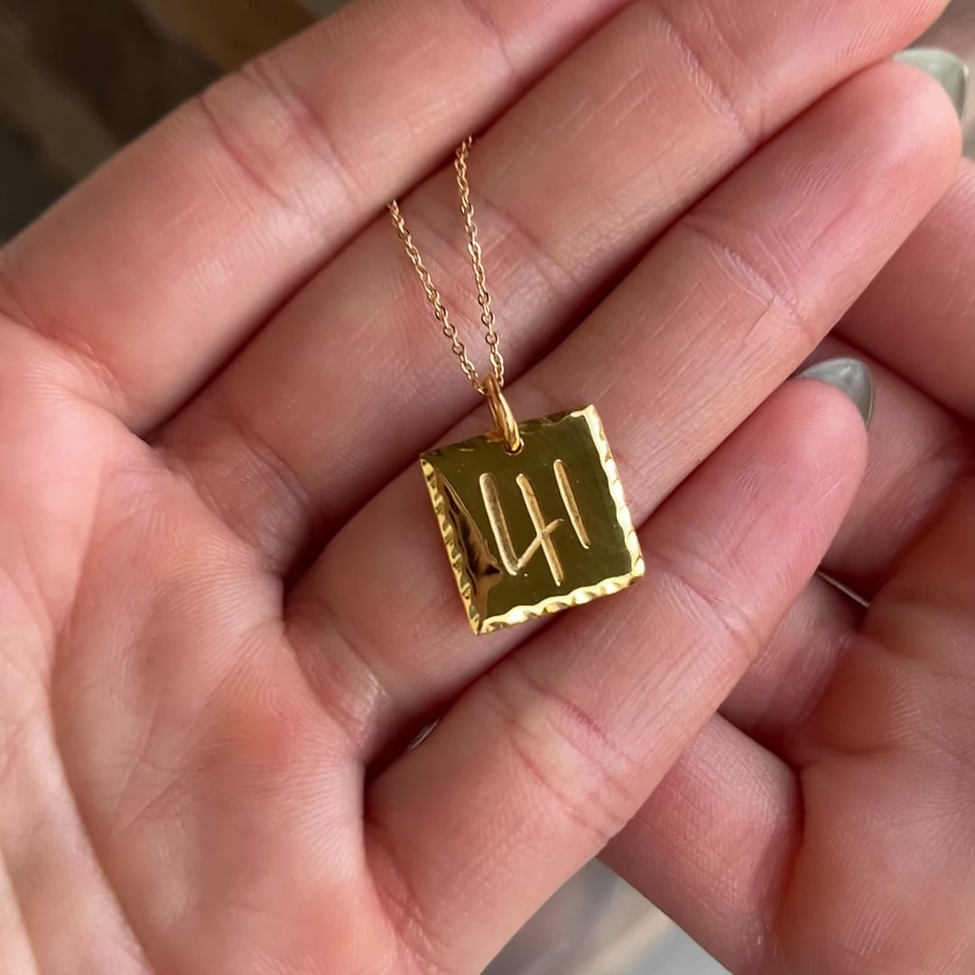 41 Necklace - Gold